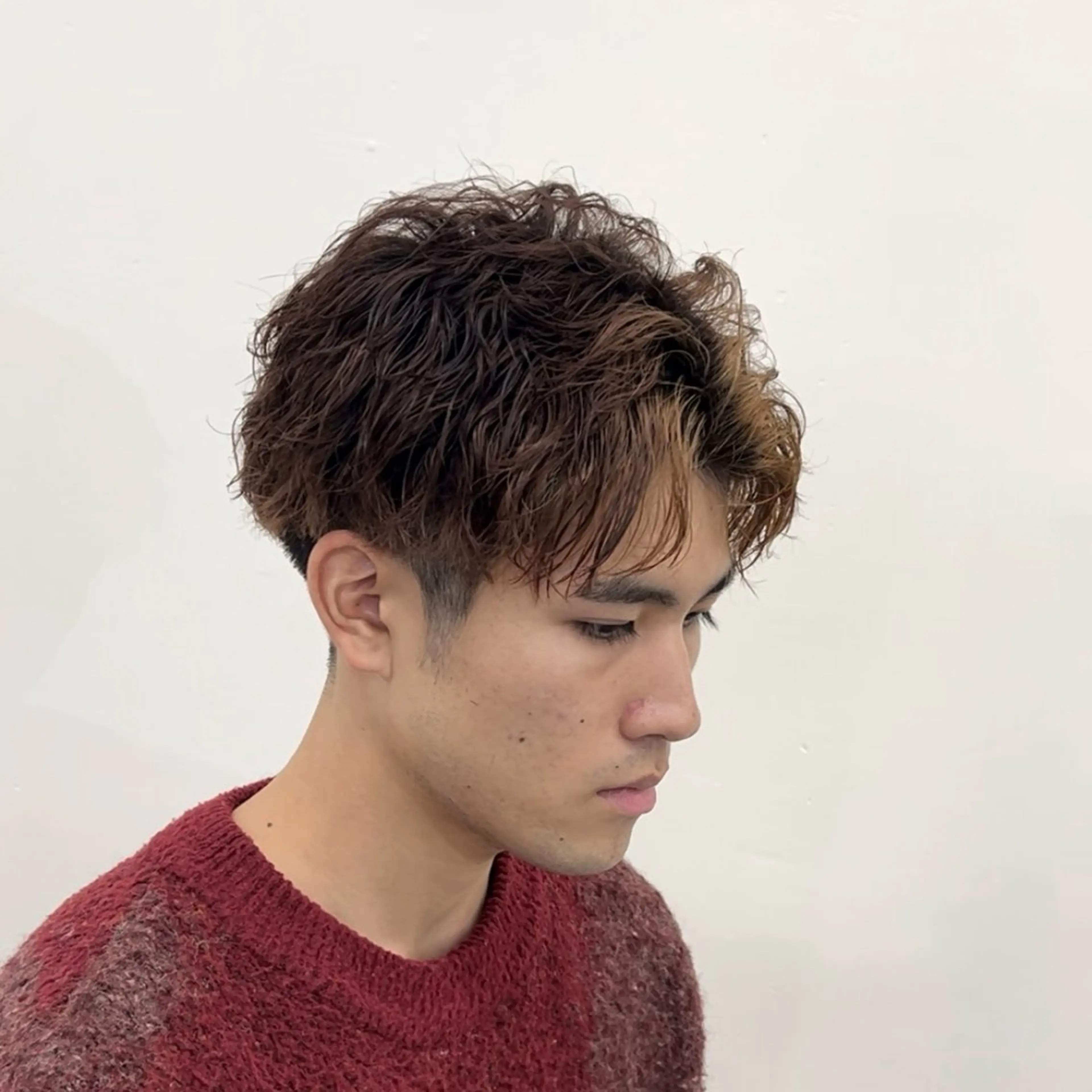 パーマ メンズ メンズブリーチ メンズパーマ ツイストスパイラルパーマ スパイラルパーマ カット ヘアカラー パーマ カラー/メンズパーマ 岩角昂音のヘアスタイル