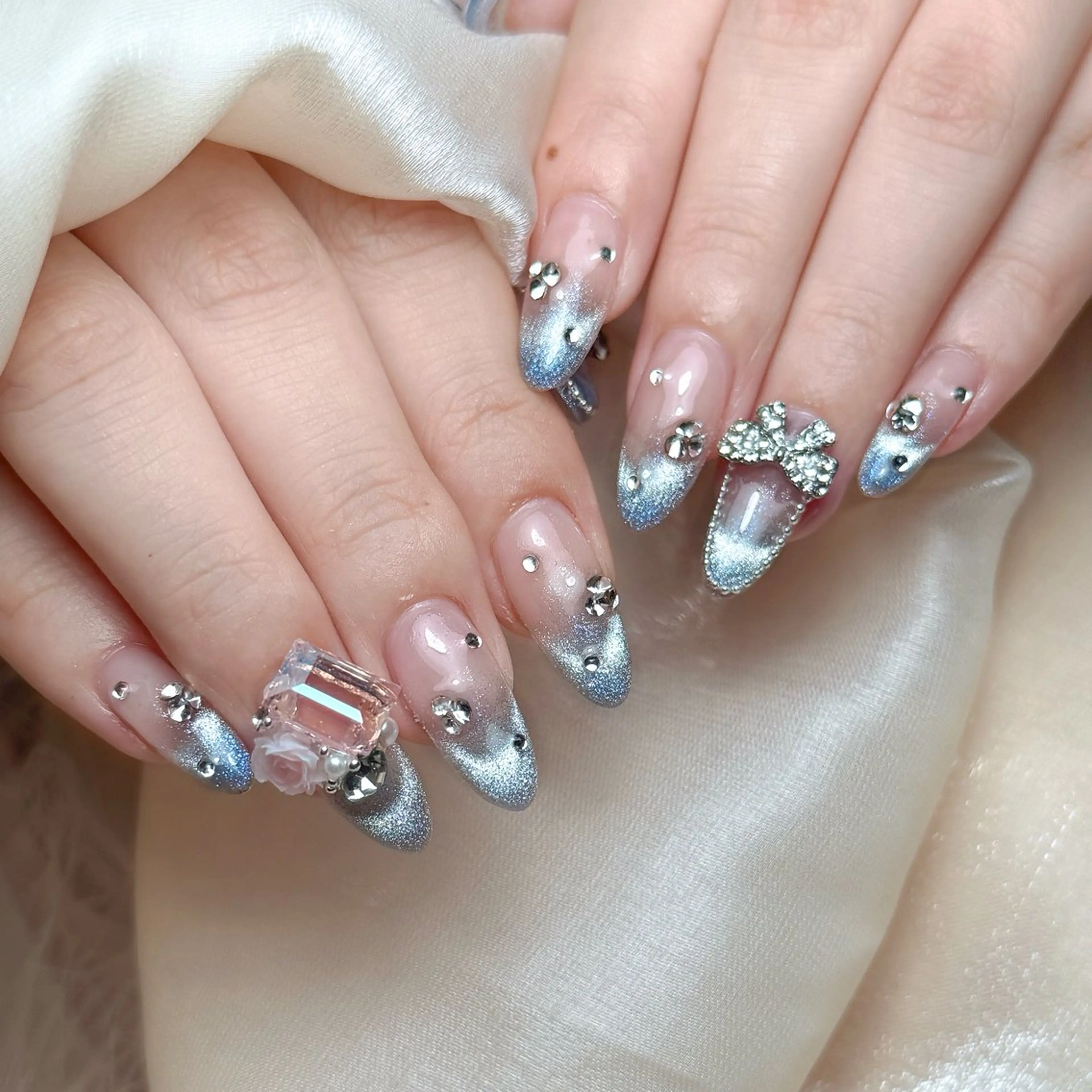 ネイル Maggie Nail🦩のネイルデザイン