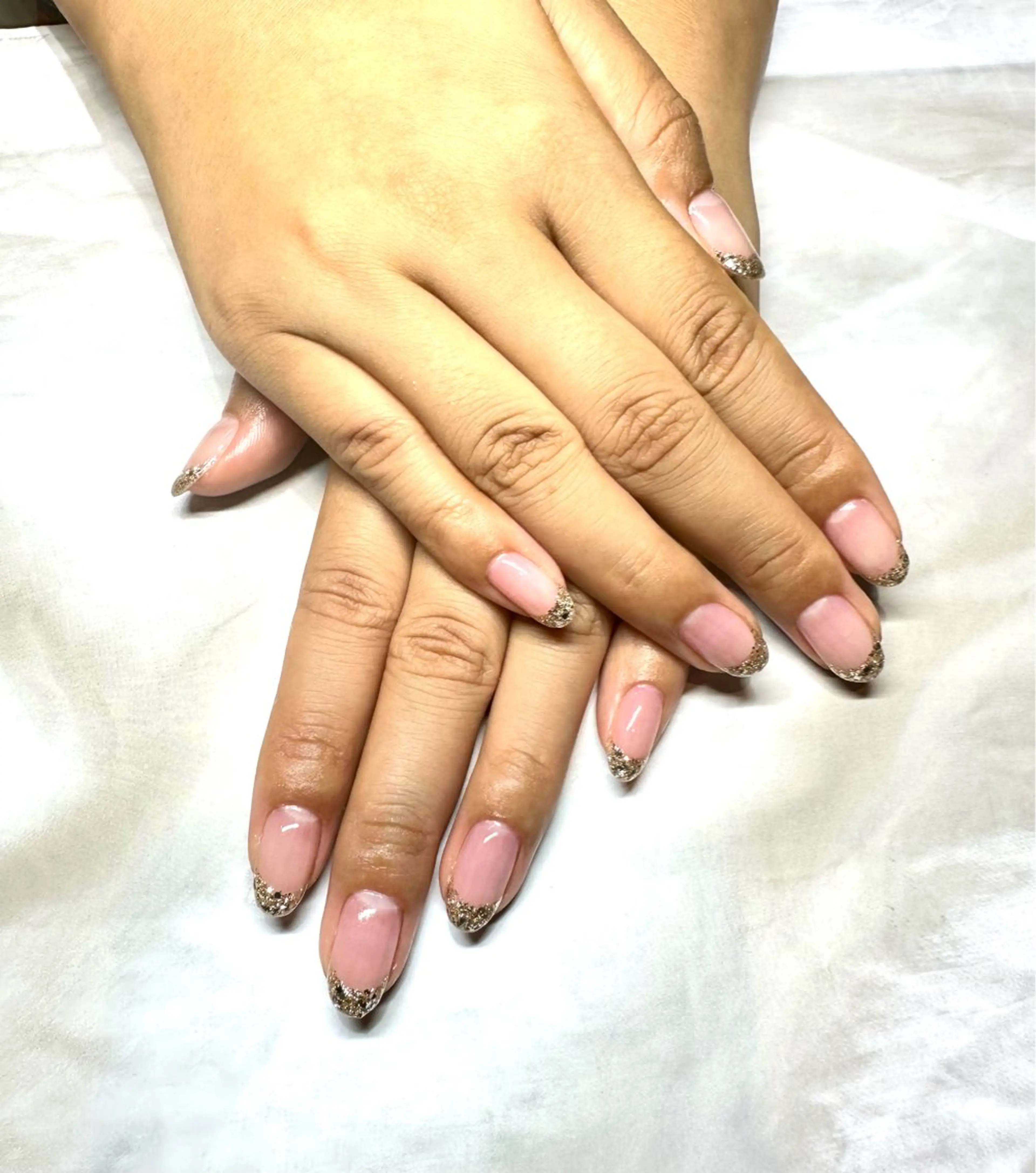 ネイル フレンチネイル ラメ(グリッター) Tanemoto所属・Ueda Rieのネイルデザイン