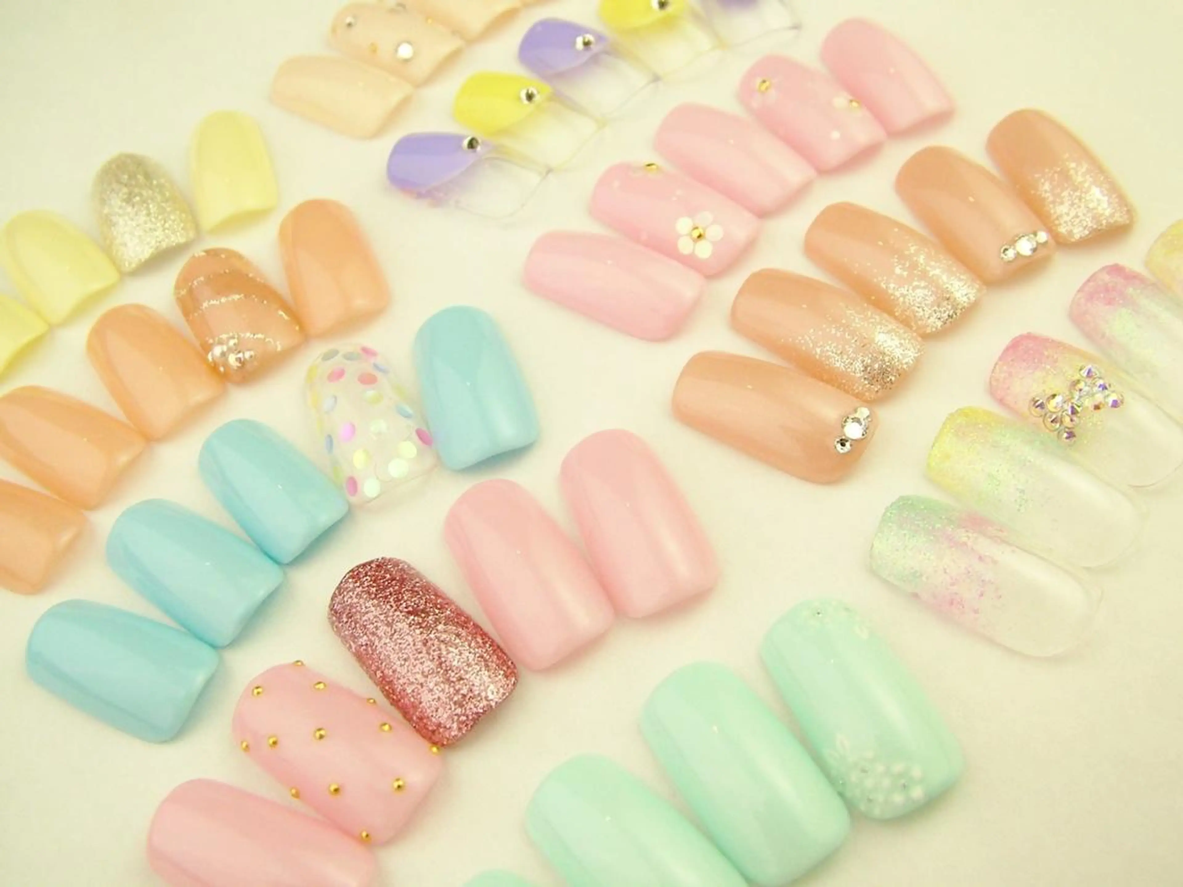 ネイル SALSAGRACE アソウのネイルデザイン