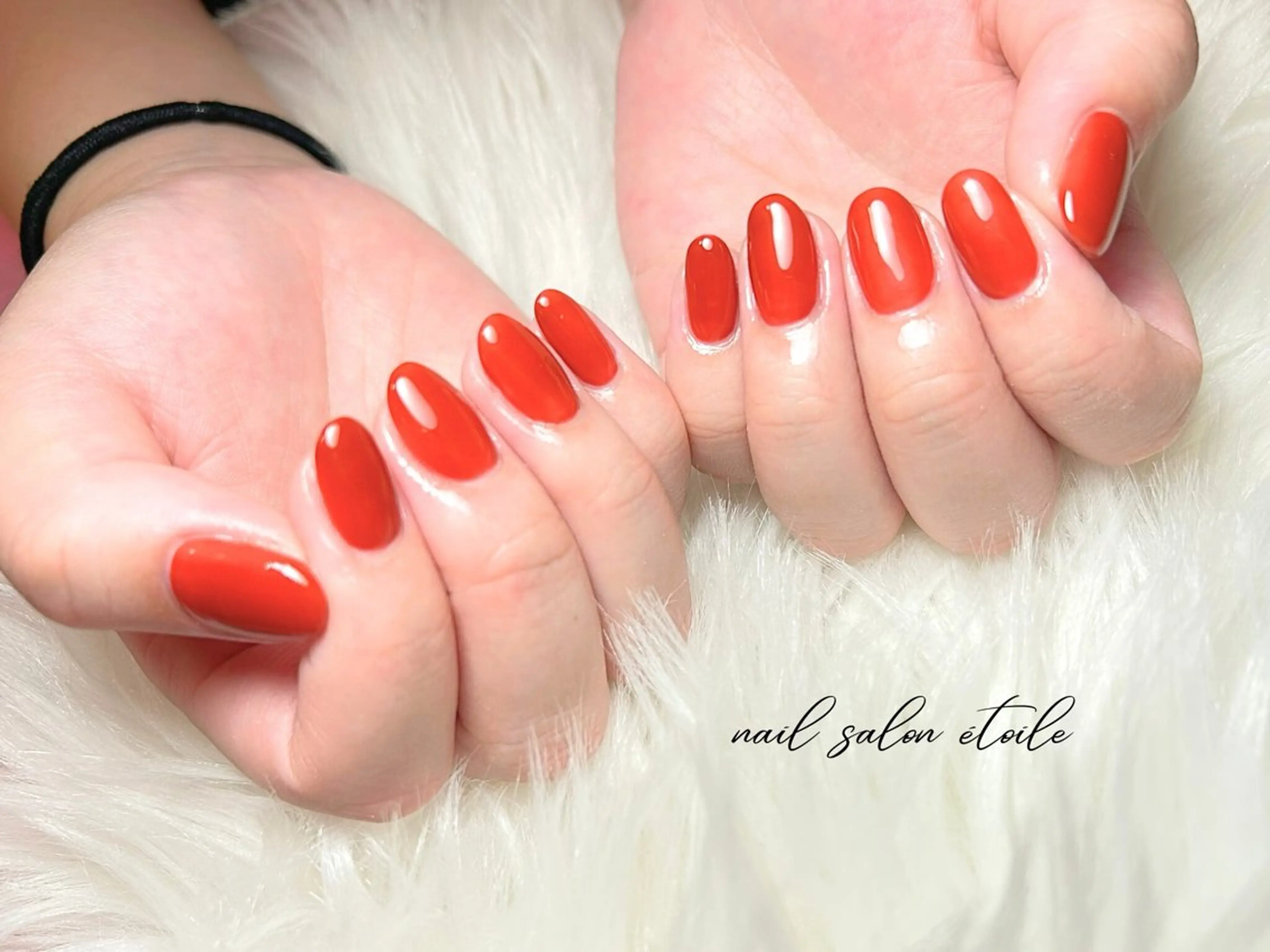 ネイル ワンカラーネイル 赤色 シンプルネイル ハンドネイル nail salon étoileのネイルデザイン
