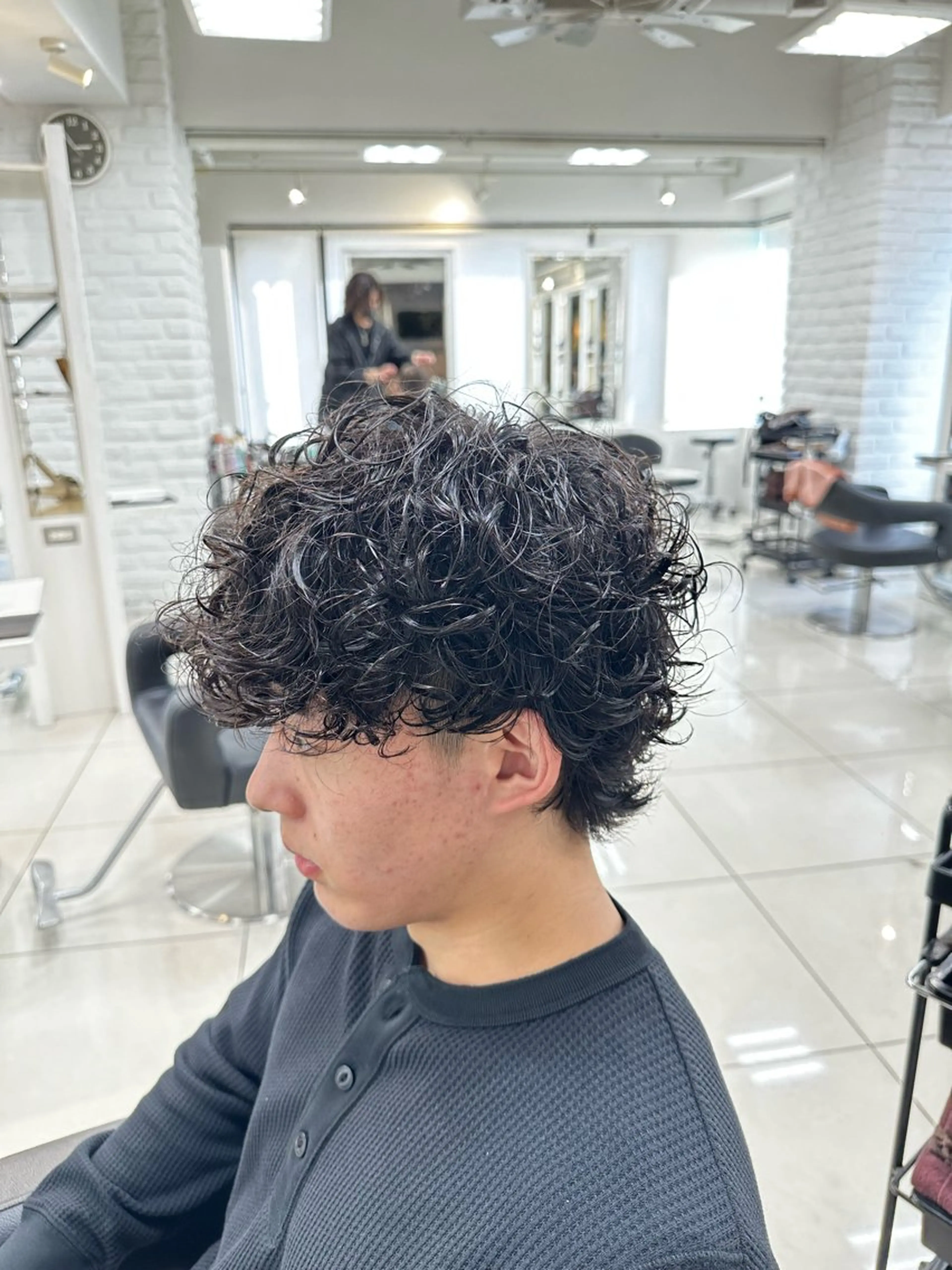 ショート パーマ メンズ メンズウルフカット ウルフカット カット パーマ トリートメント フェザーパーマ職人 🪶ryosukeのヘアスタイル