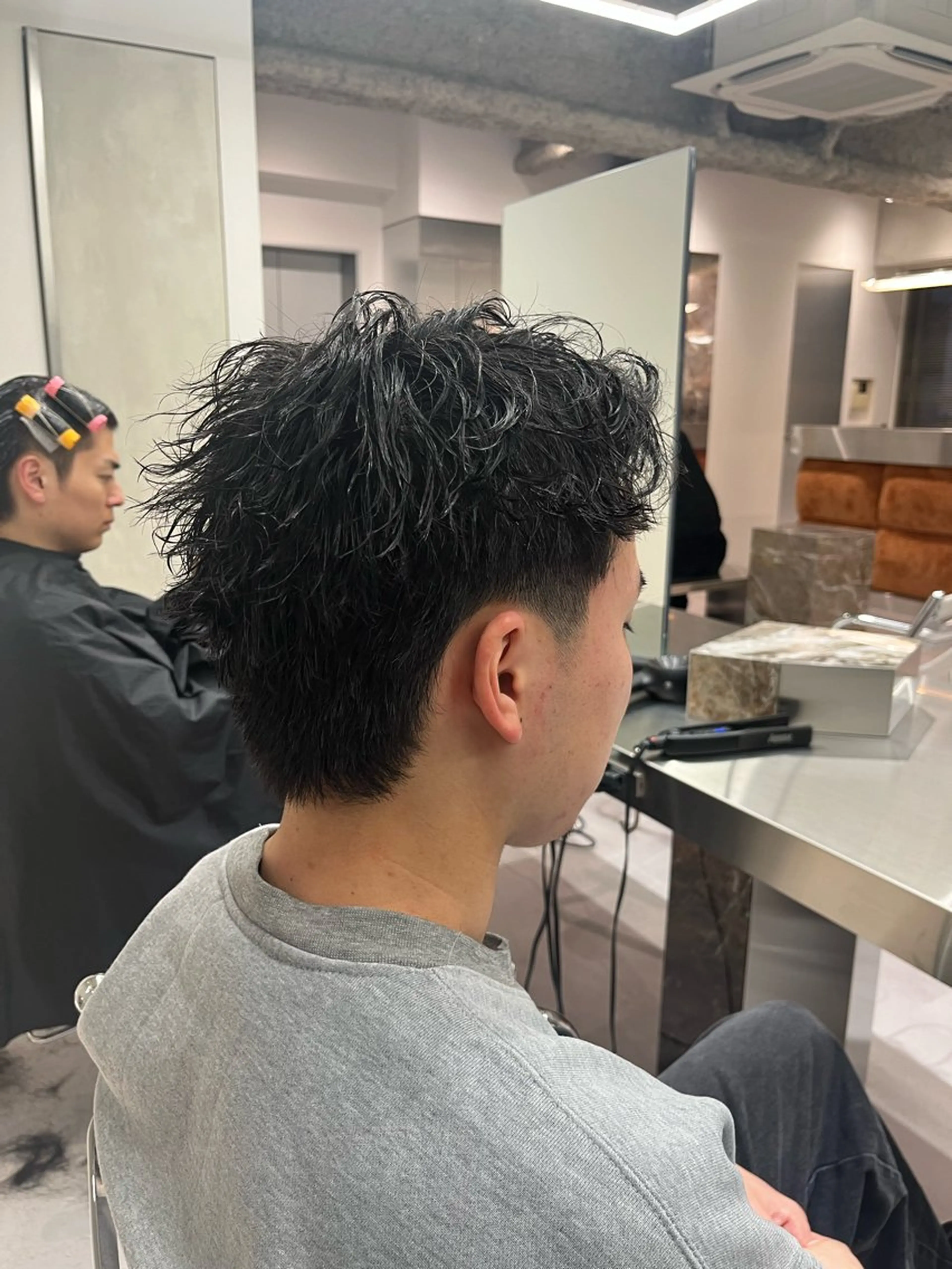 ショート パーマ メンズ soen所属・⚡メンズパーマフ ェードカットTomyのヘアスタイル