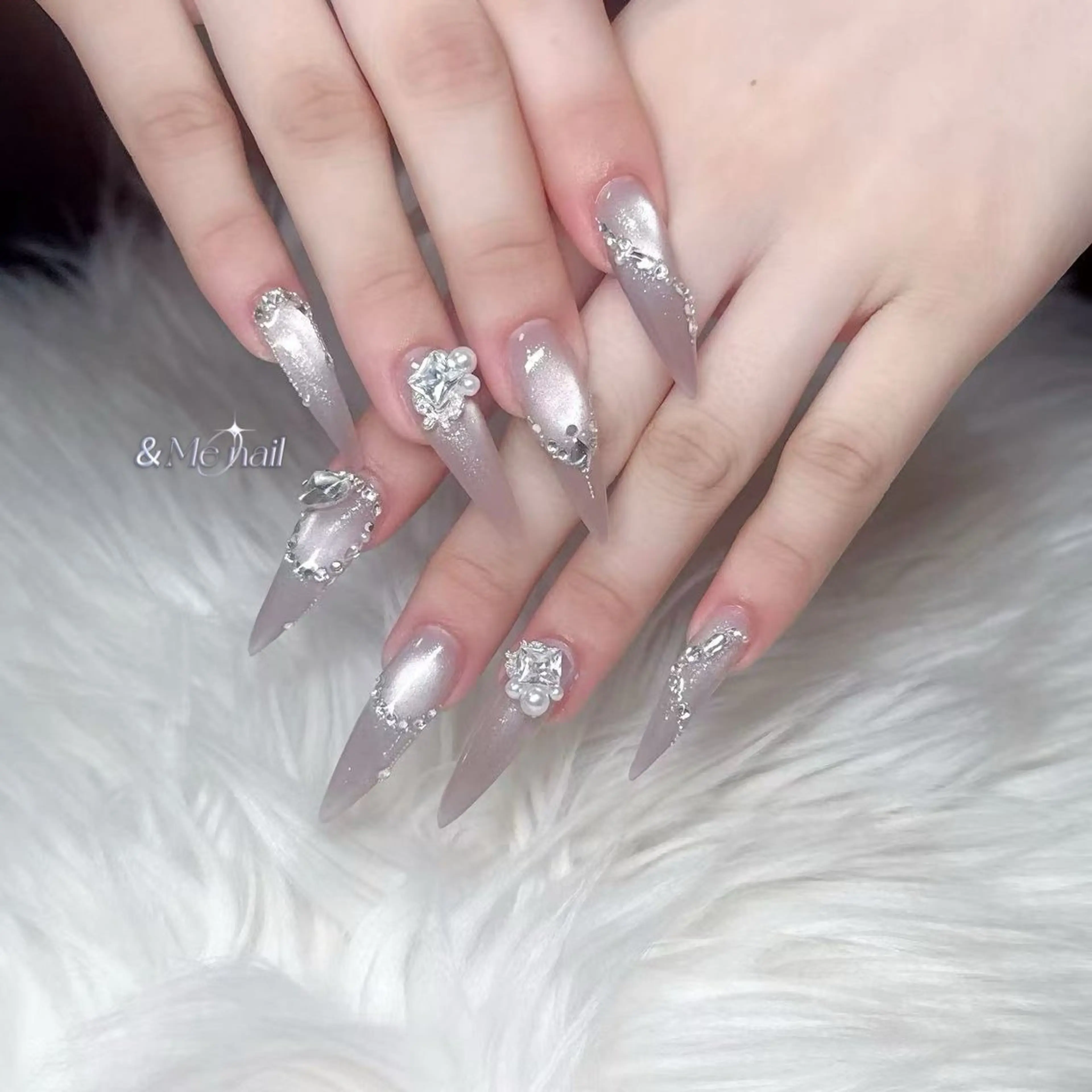 ネイル ハンドネイル ＆ME アンドミーのネイルデザイン