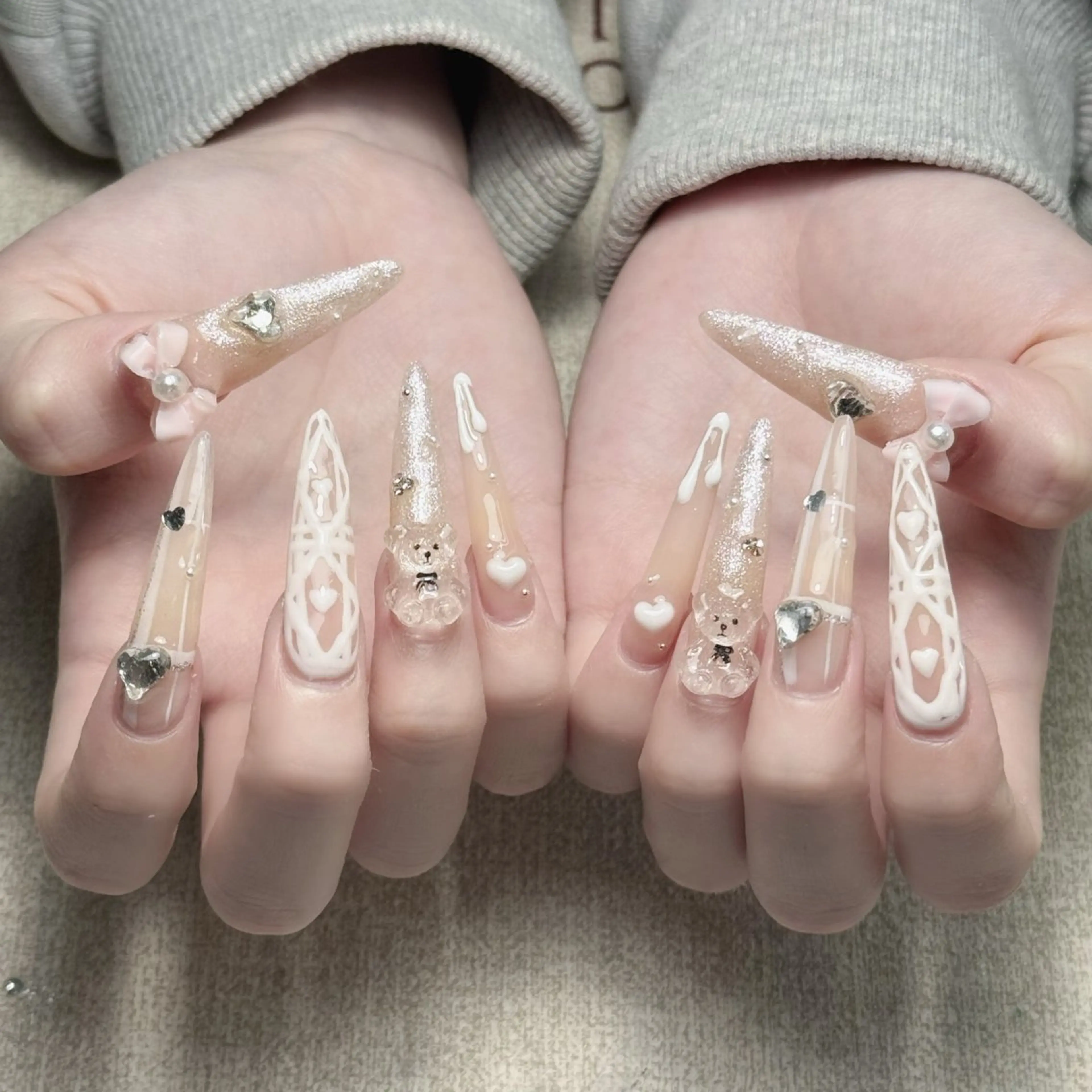 ネイル ハンドネイル いちご chan novaのネイルデザイン