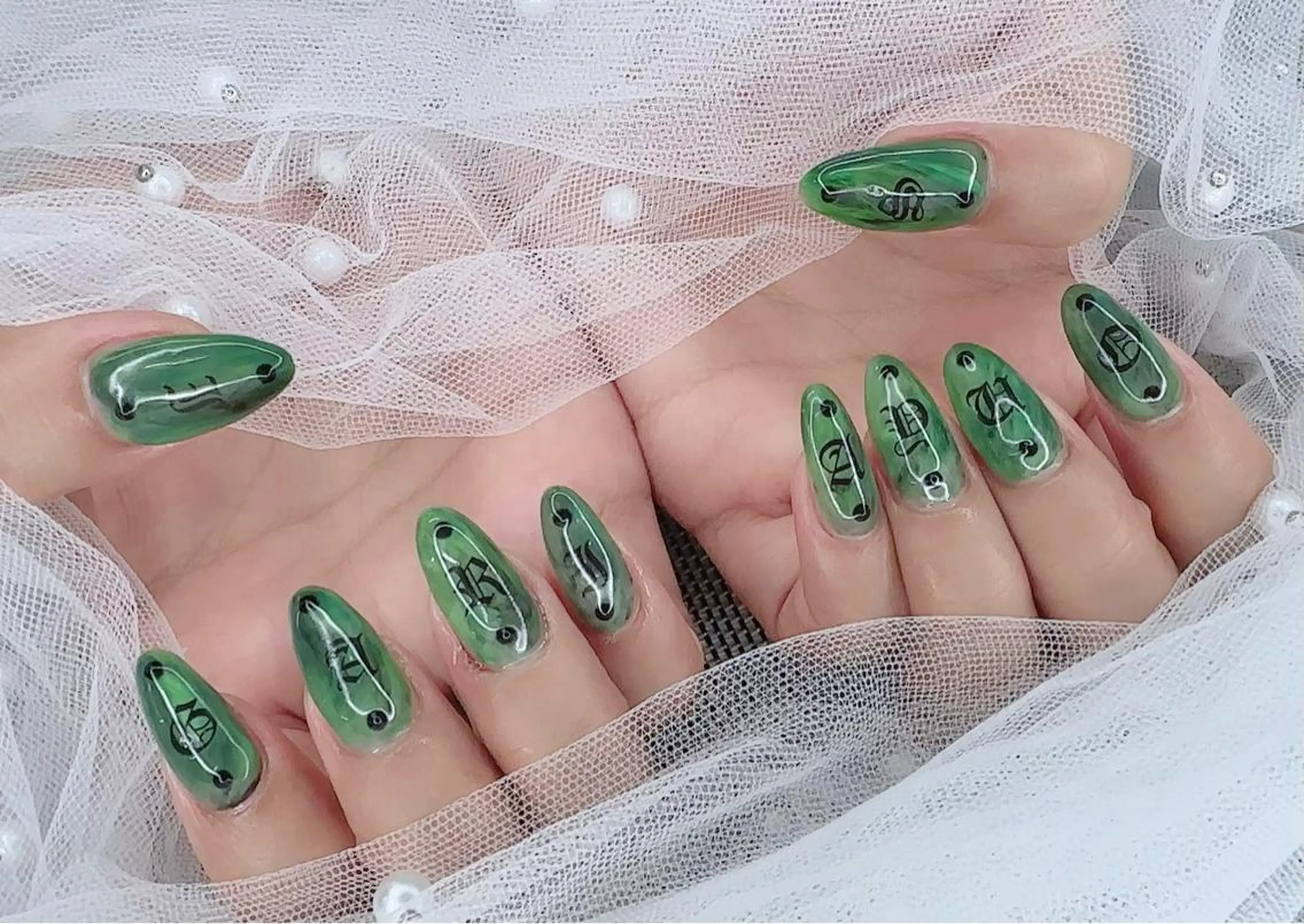 ネイル R salonのネイルデザイン