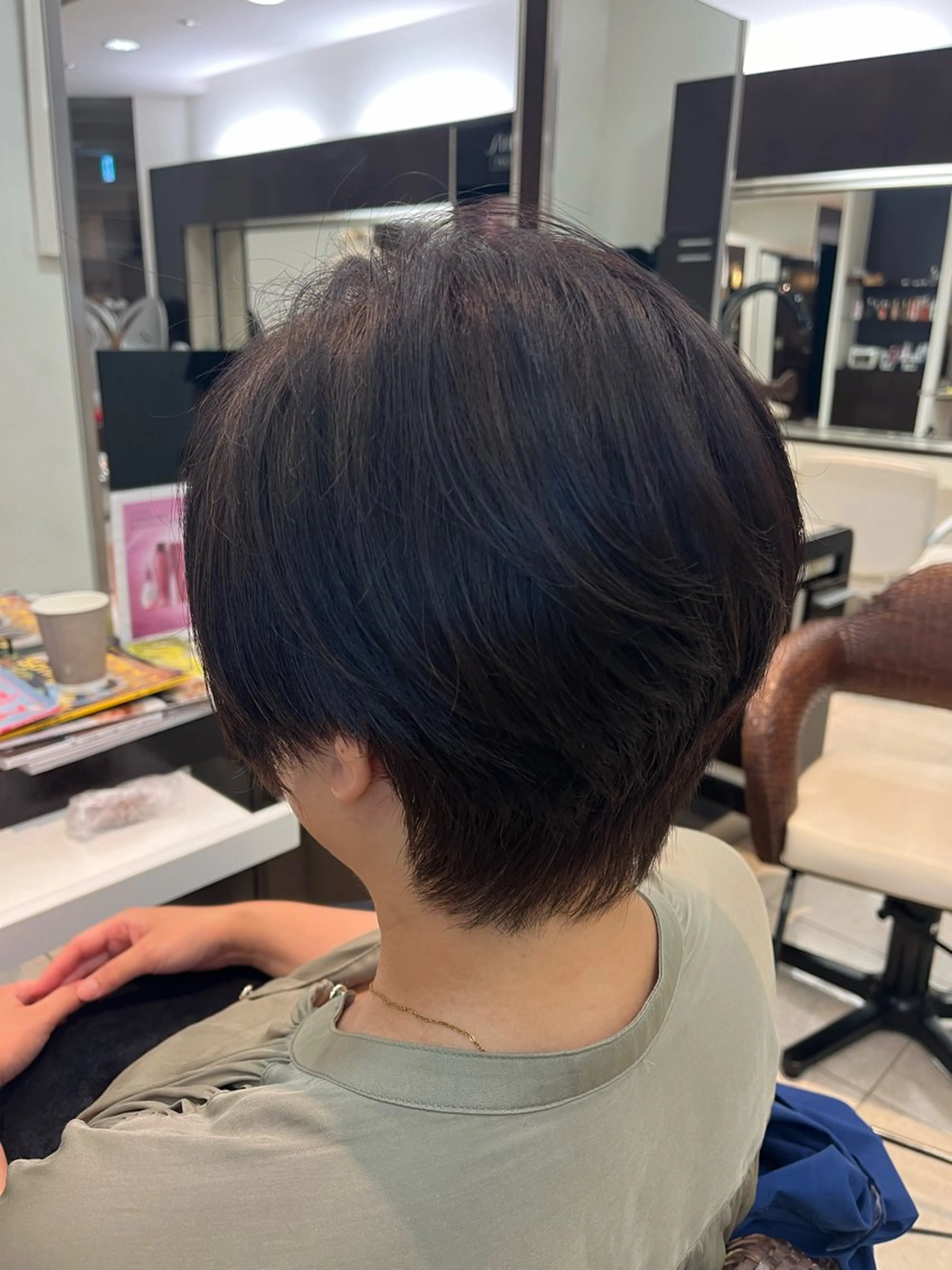 ショート ショートヘア ヘアカラー サロンドボーテレイ所属・タナカ Tanakaのヘアスタイル