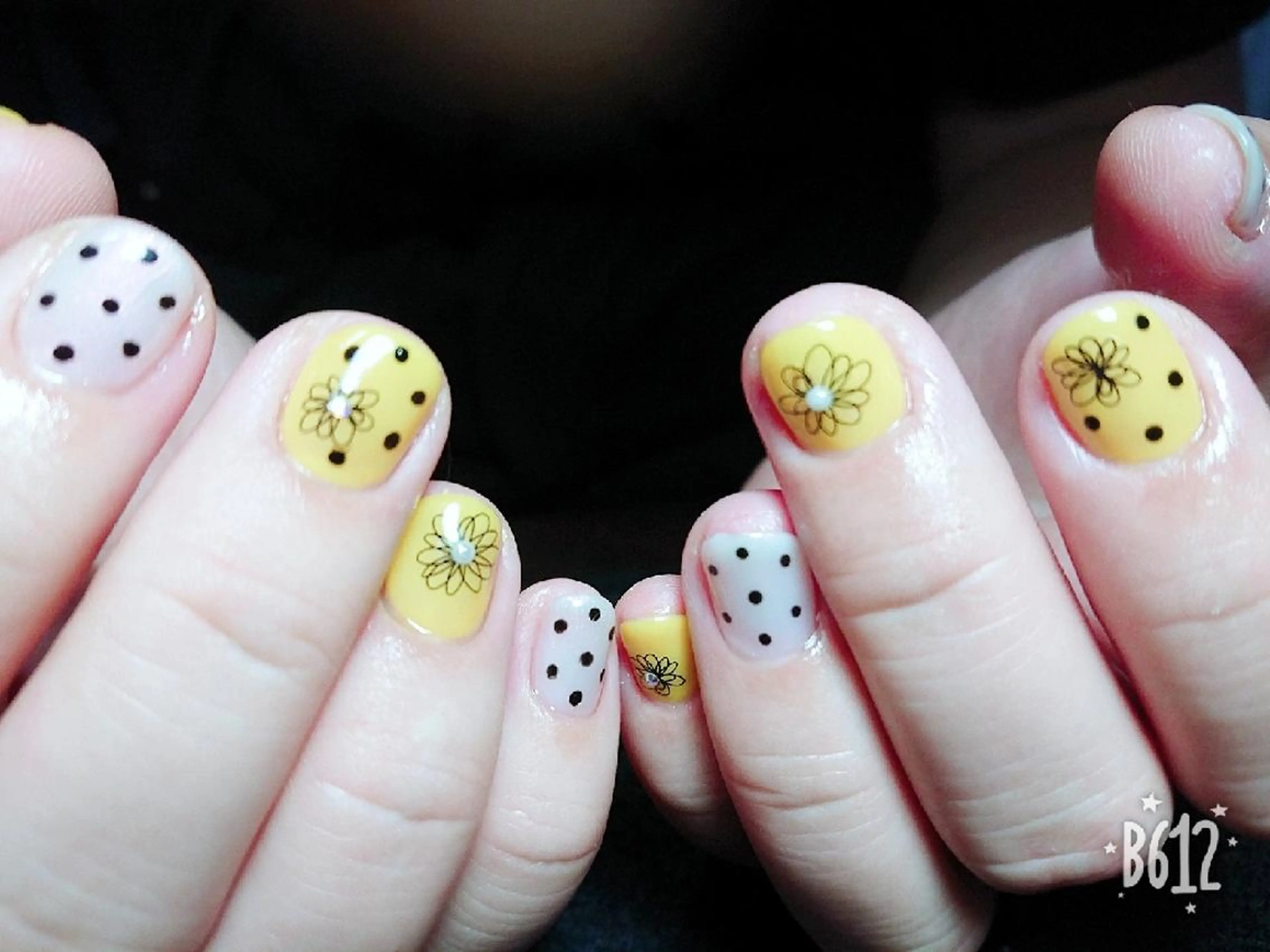 ネイル 市川駅 ✿中津のネイルデザイン