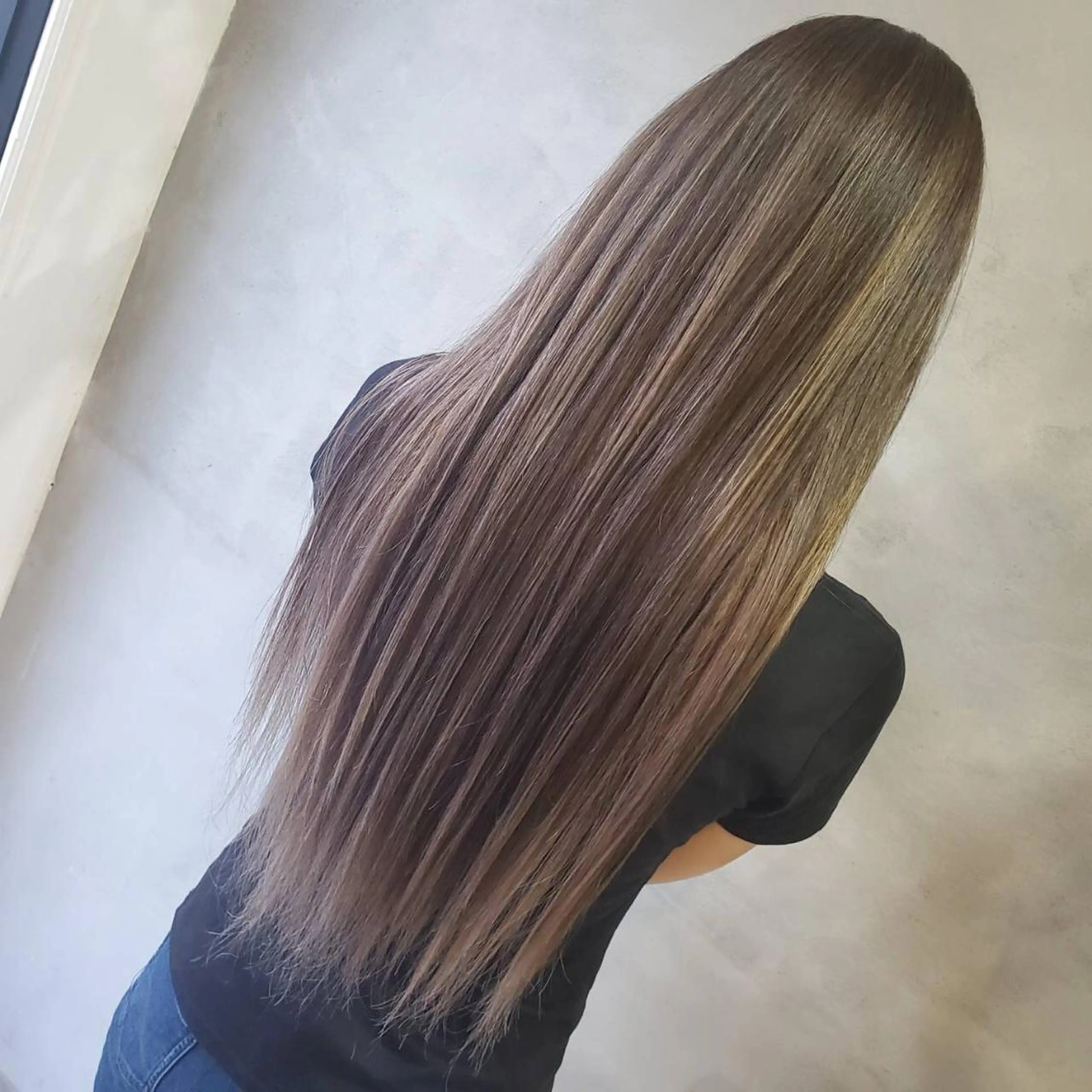 ロング カラー Le Lien カジのヘアスタイル