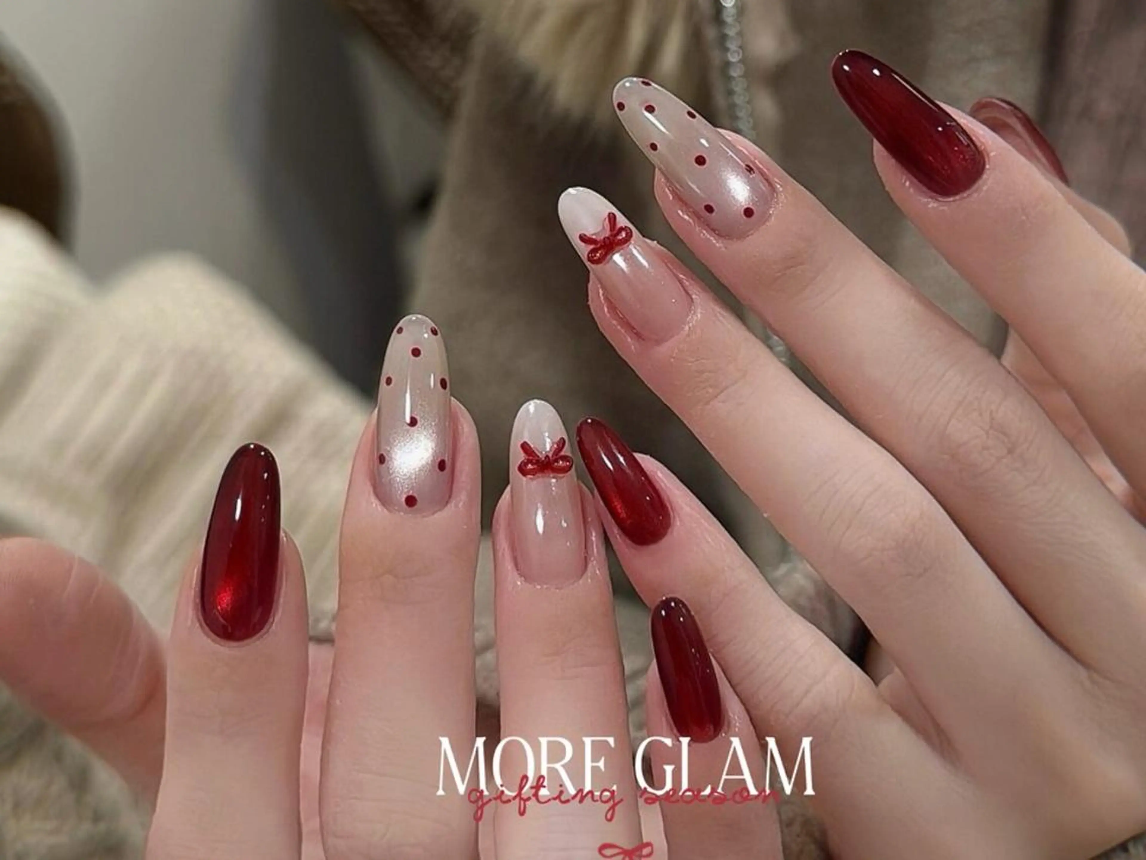 ネイル 長さ出し フットネイル フレンチネイル ジェルネイル ガラスフレンチ MoreGlam ネイルのネイルデザイン