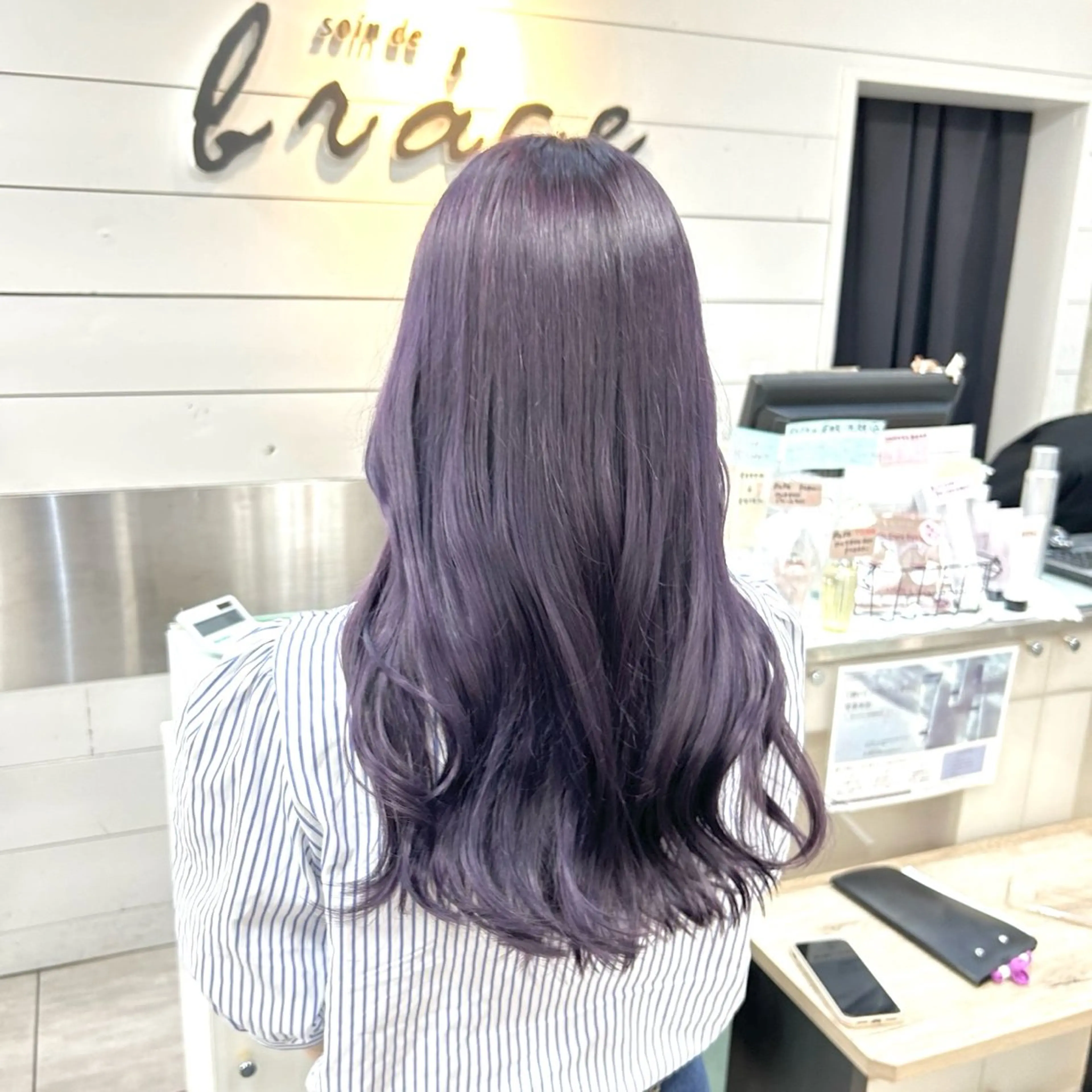 セミロング three若林 那津のヘアスタイル