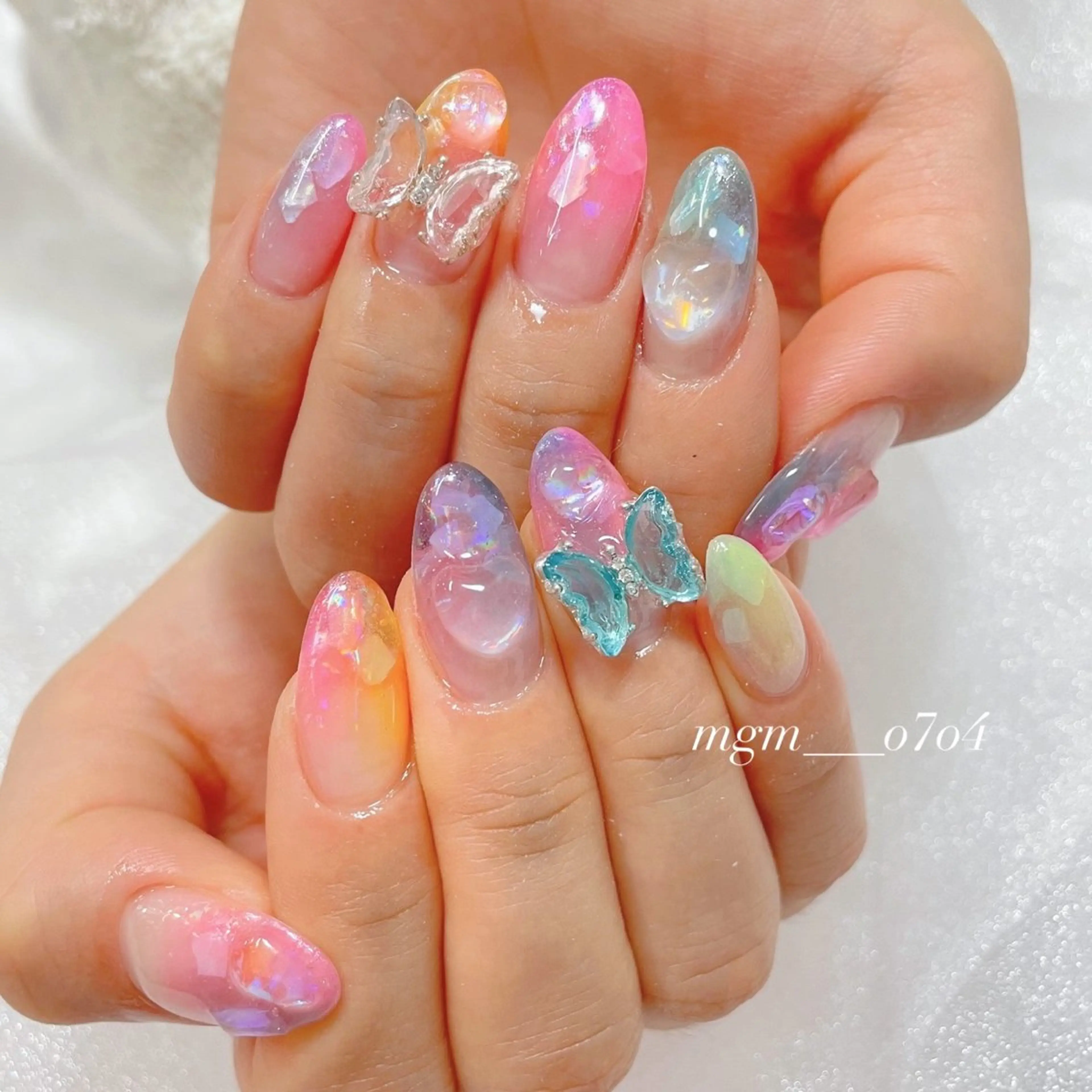 ネイル ハンドネイル ハンドケア MoON...❤︎ MeGuのネイルデザイン