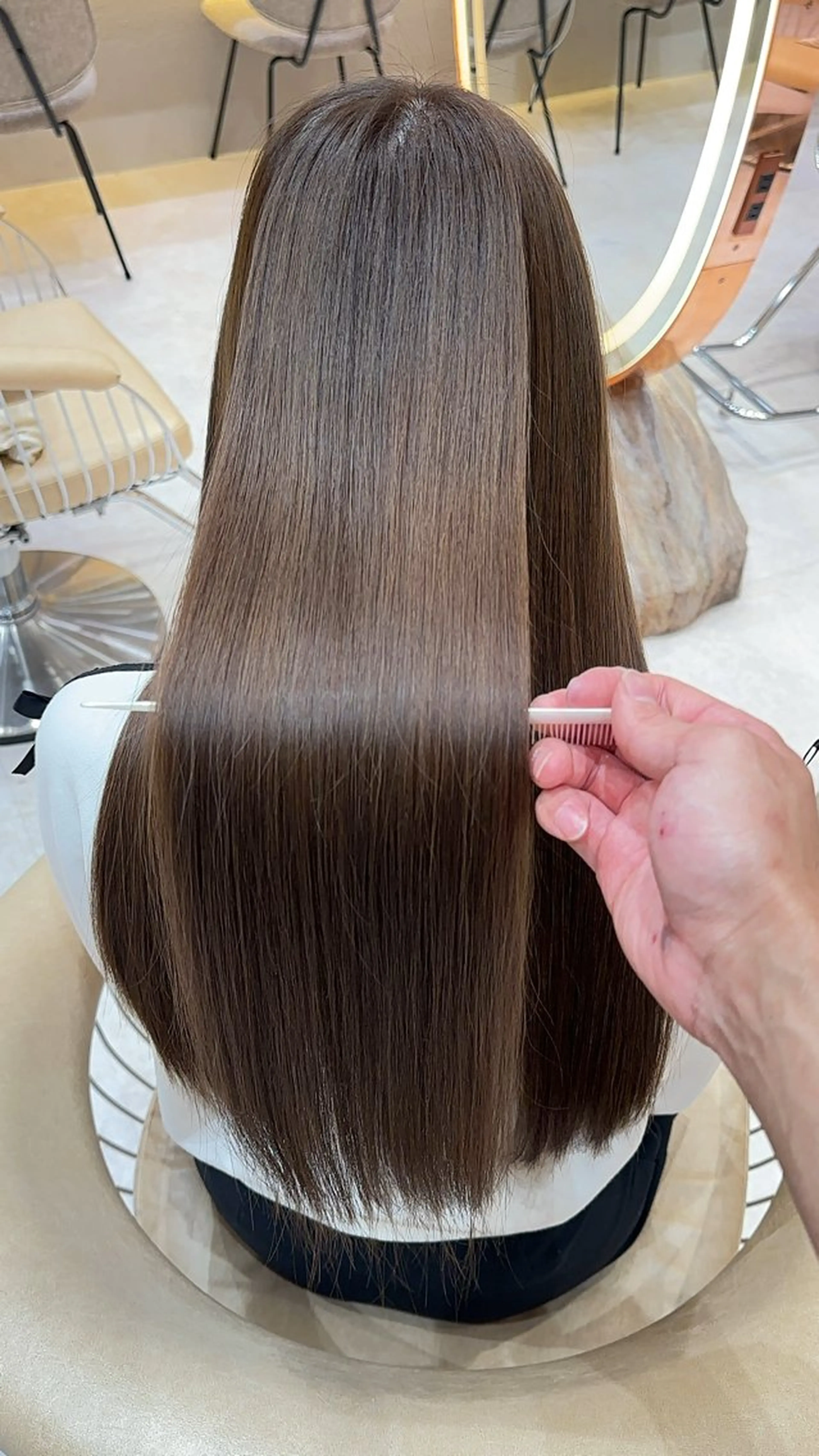 セミロング カラー カット ヘアカラー 縮毛矯正 レイヤー❣️縮毛矯正 川村利幸のヘアスタイル