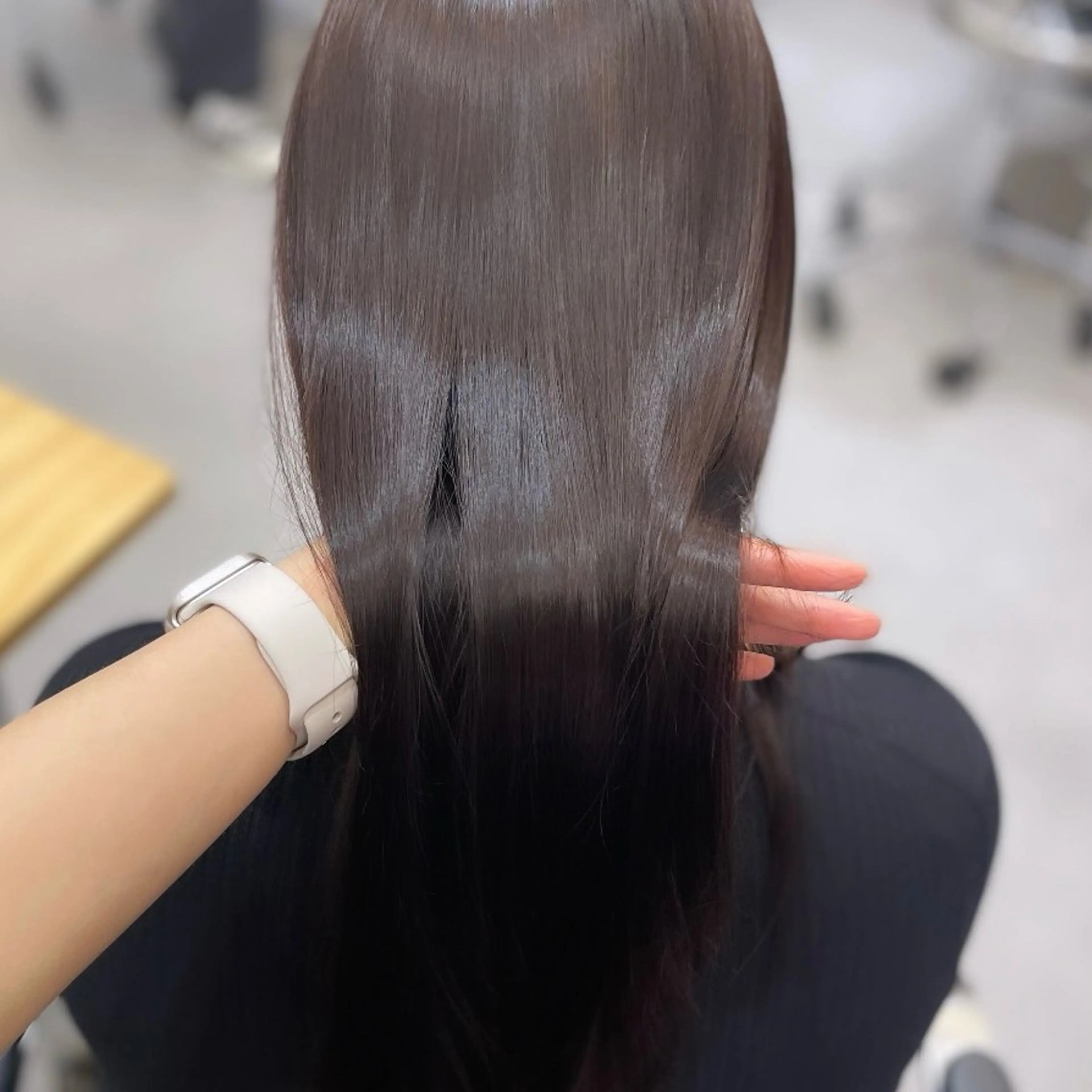 ロング カラー ラベンダーカラー 髪質改善 酸性ストレート ヘアカラー Rui/透明感カラー 暖色/レイヤーカットのヘアスタイル