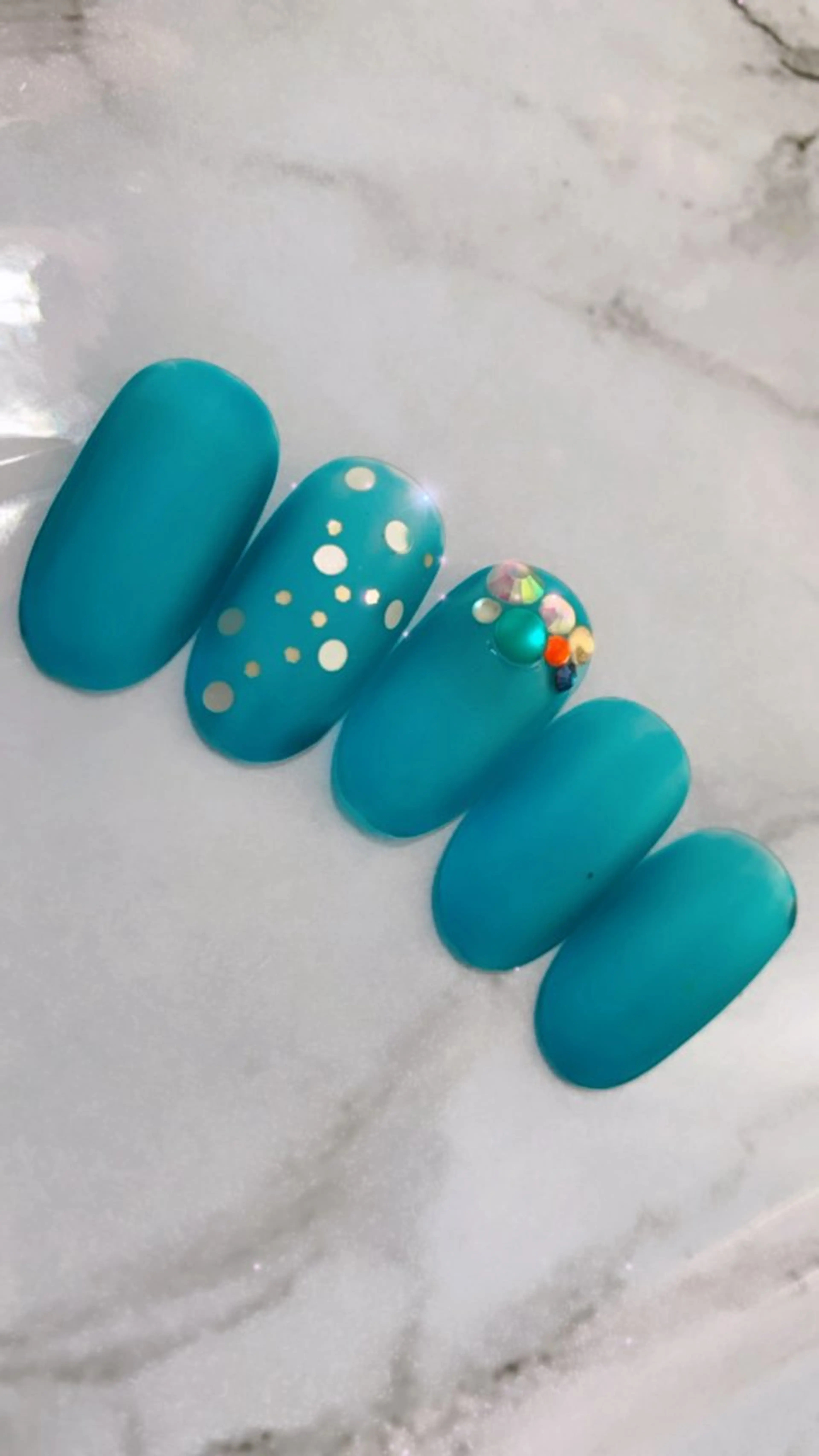 ネイル ネイルサロン カウニスのネイルデザイン