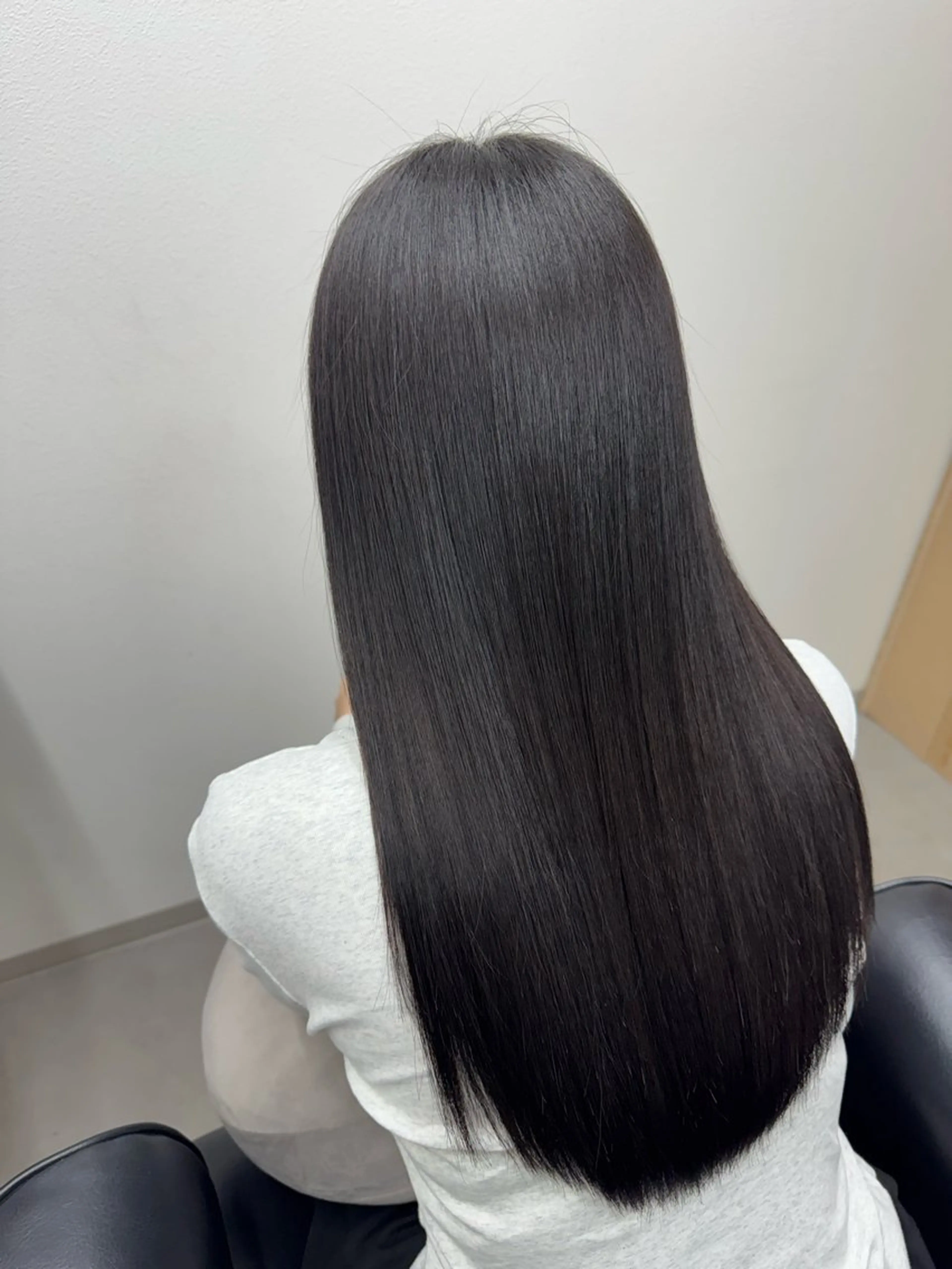👑2025感謝クーポン②👑メンテナンスカット＋美髪ストレート（縮毛矯正）＋プレミアムEVERトリートメントの写真