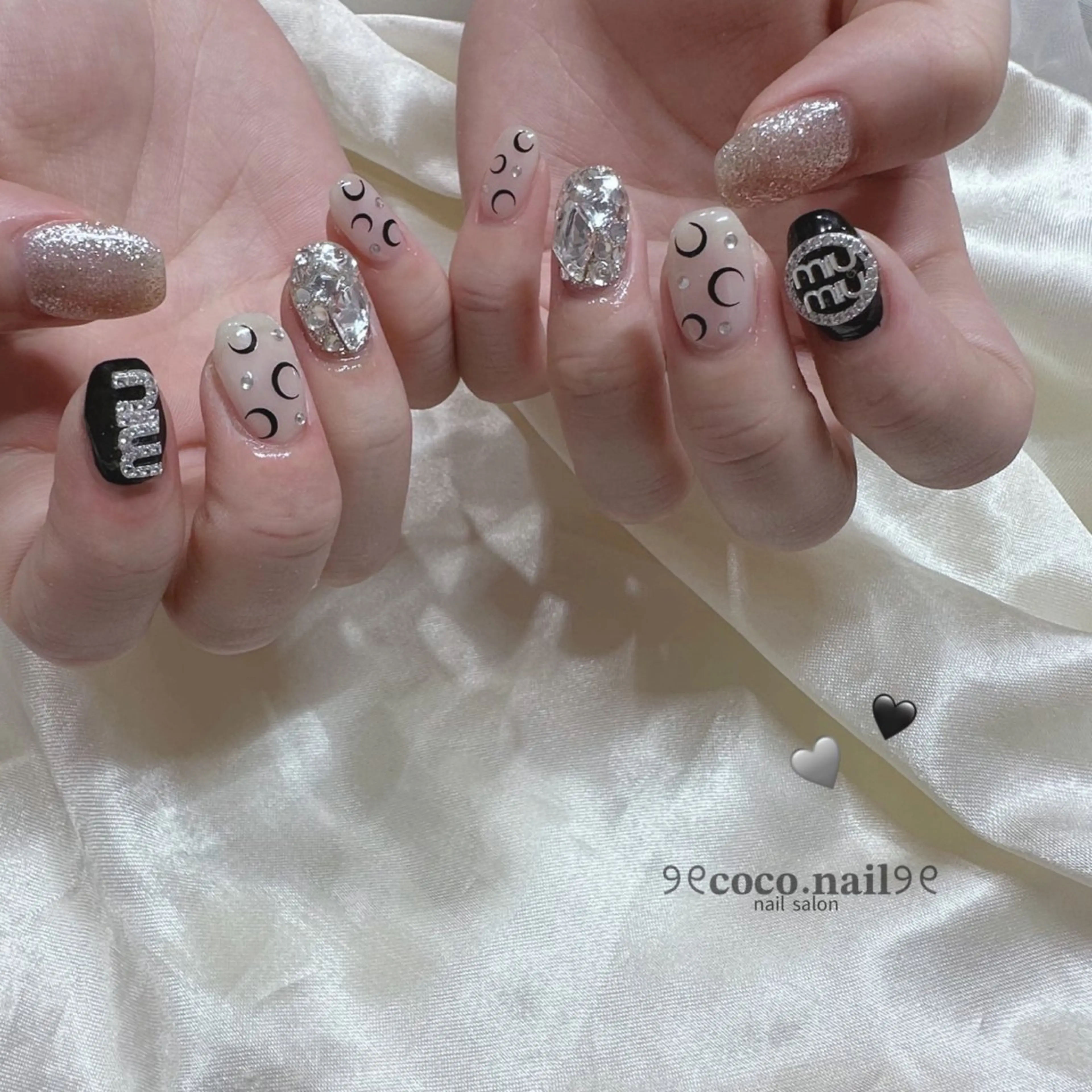 ネイル lili.nail y2k/ワンホンのネイルデザイン