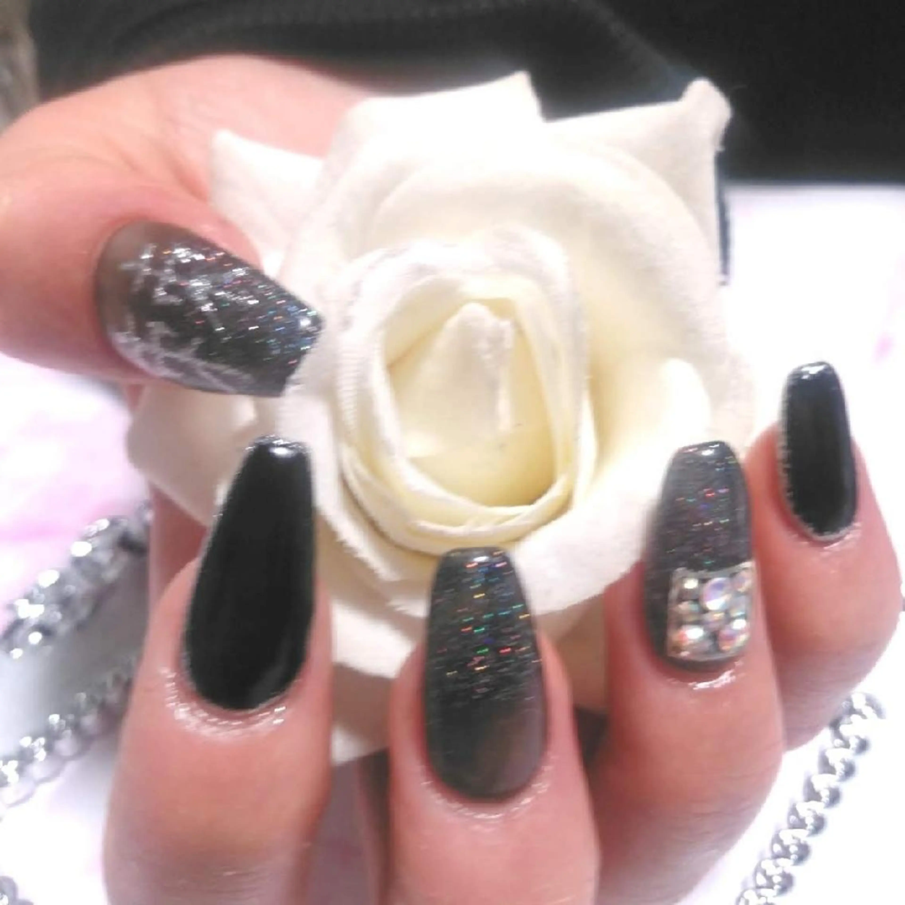 ネイル エステとネイル ローズコンフォートのネイルデザイン