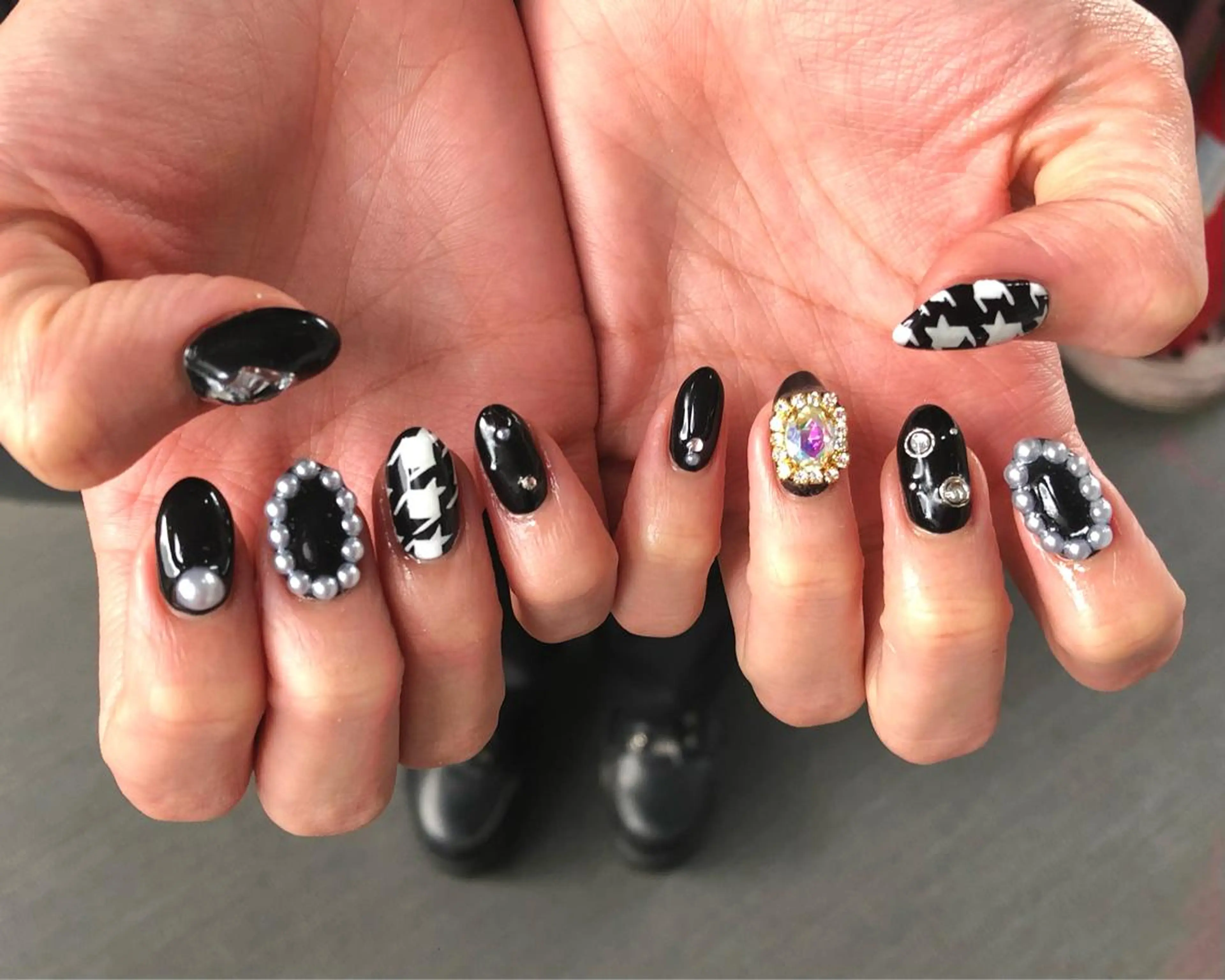 ネイル le'a moe KONAMIのネイルデザイン