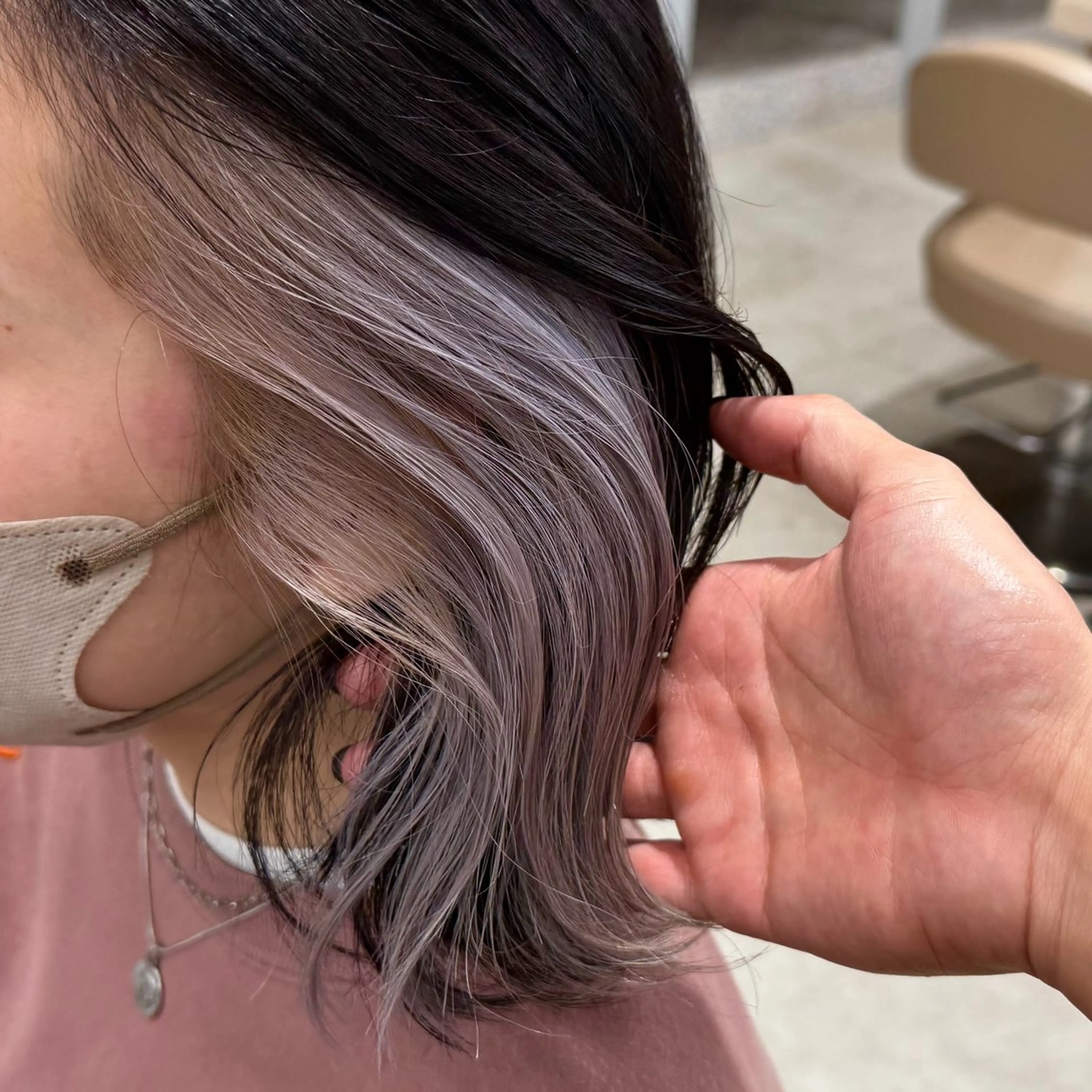 ミディアム カラー 透明感カラー イヤリングカラー カット ヘアカラー トリートメント EARTH菊名店👾 ひらのすぐるのヘアスタイル