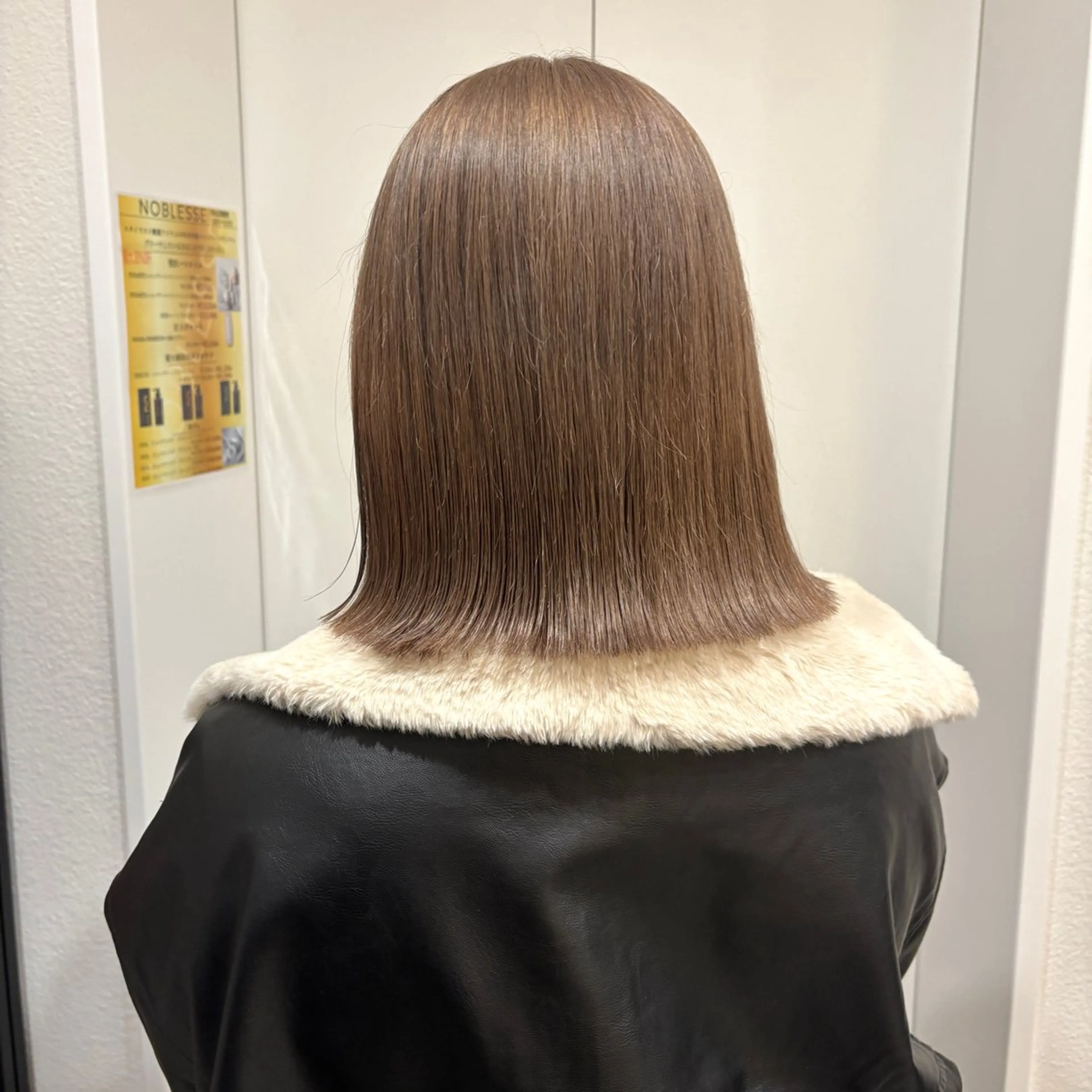 ミディアム カラー カット ヘアカラー トリートメント ハイトーン/ウルフ/ レイヤー/Asukaのヘアスタイル