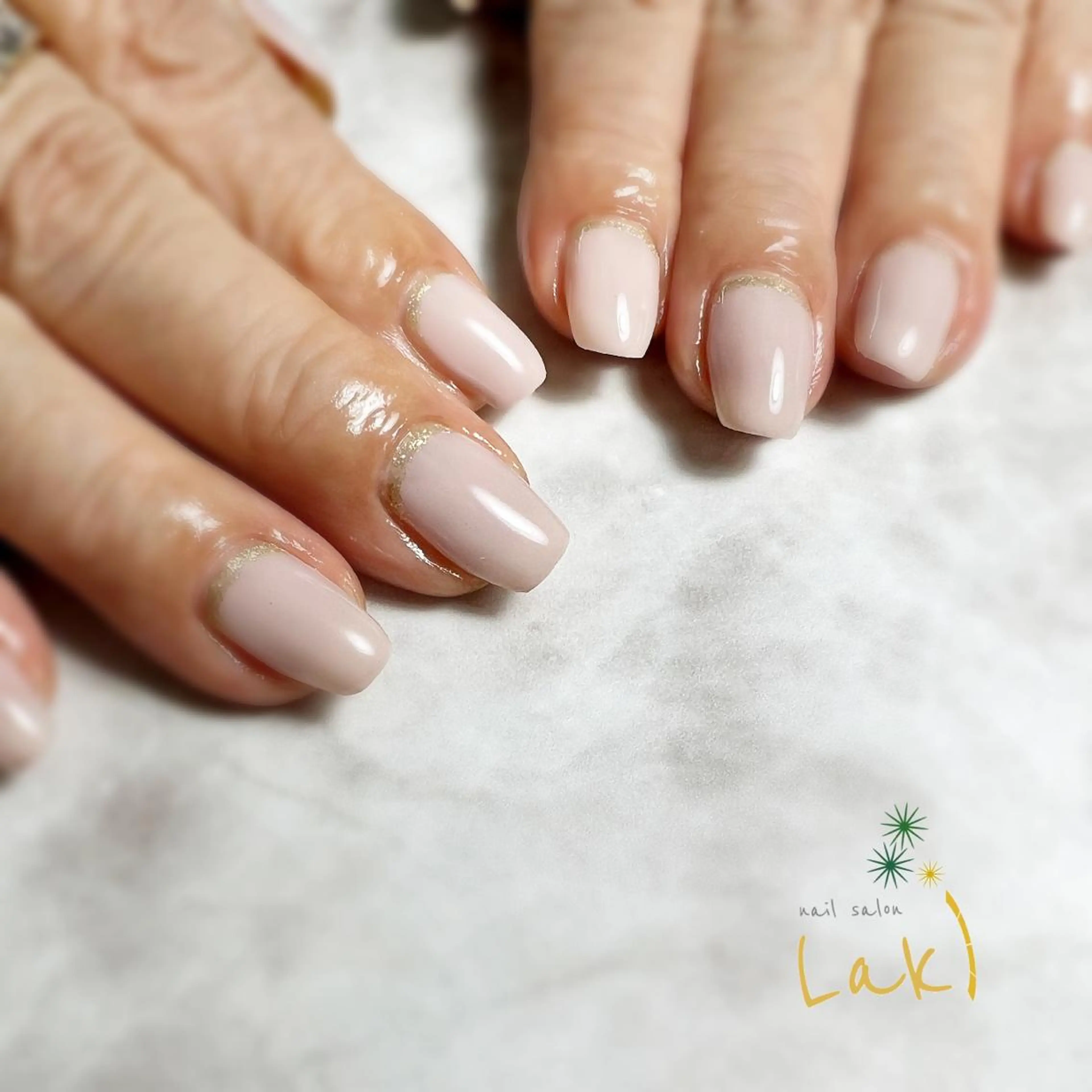 ネイル ハンドネイル フットネイル NAILsalon Laki(ラキ)のネイルデザイン