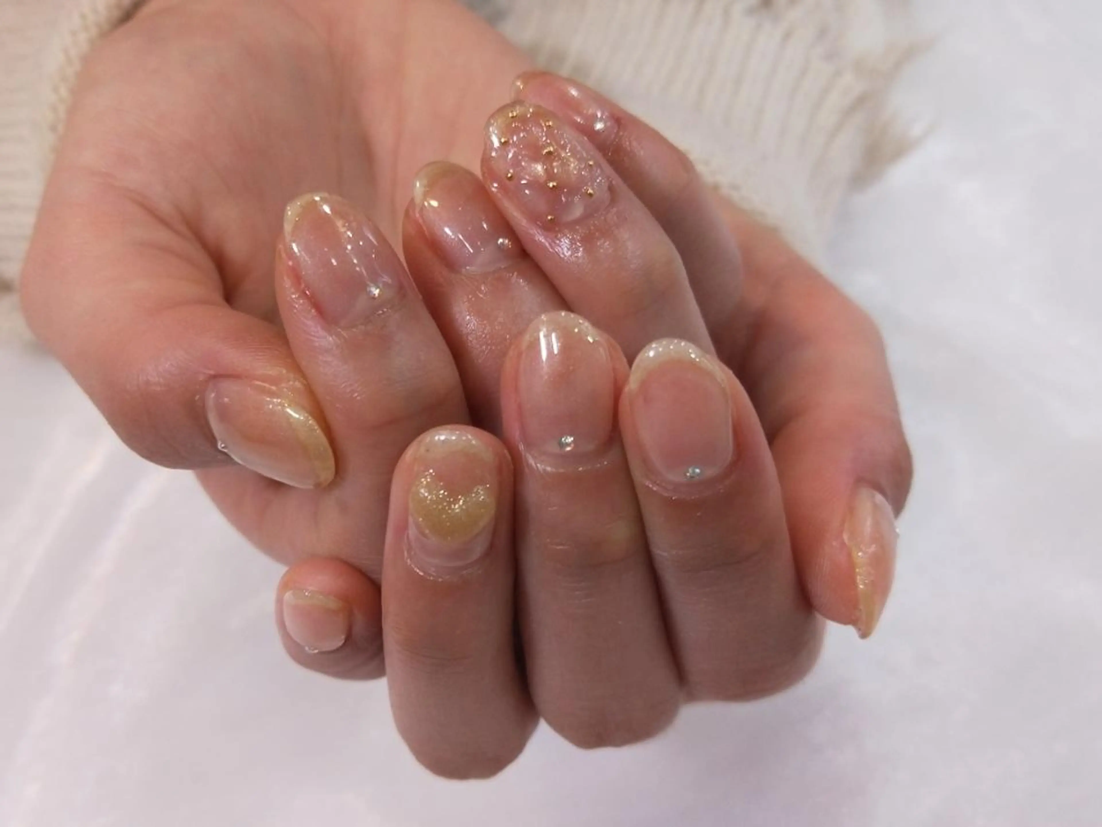 ネイル ハンドネイル ハンドケア R'well所属・はばすみれ🎀ﾈｲﾙ 光ﾌｪｲｼｬﾙ ﾍｱのネイルデザイン