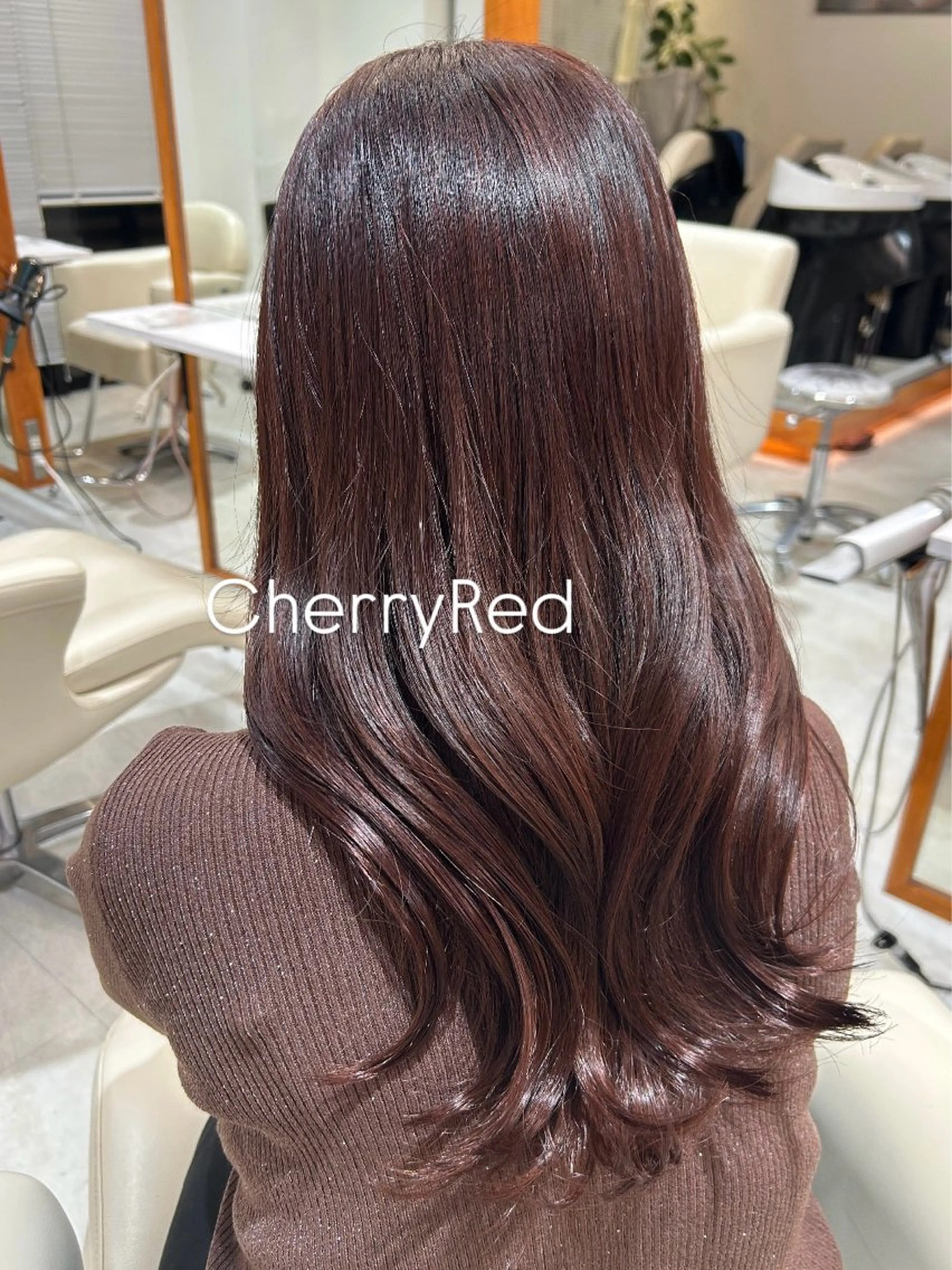 カラー レッドカラー ヘアカラー 暖色カラー🧡 /ユナのヘアスタイル