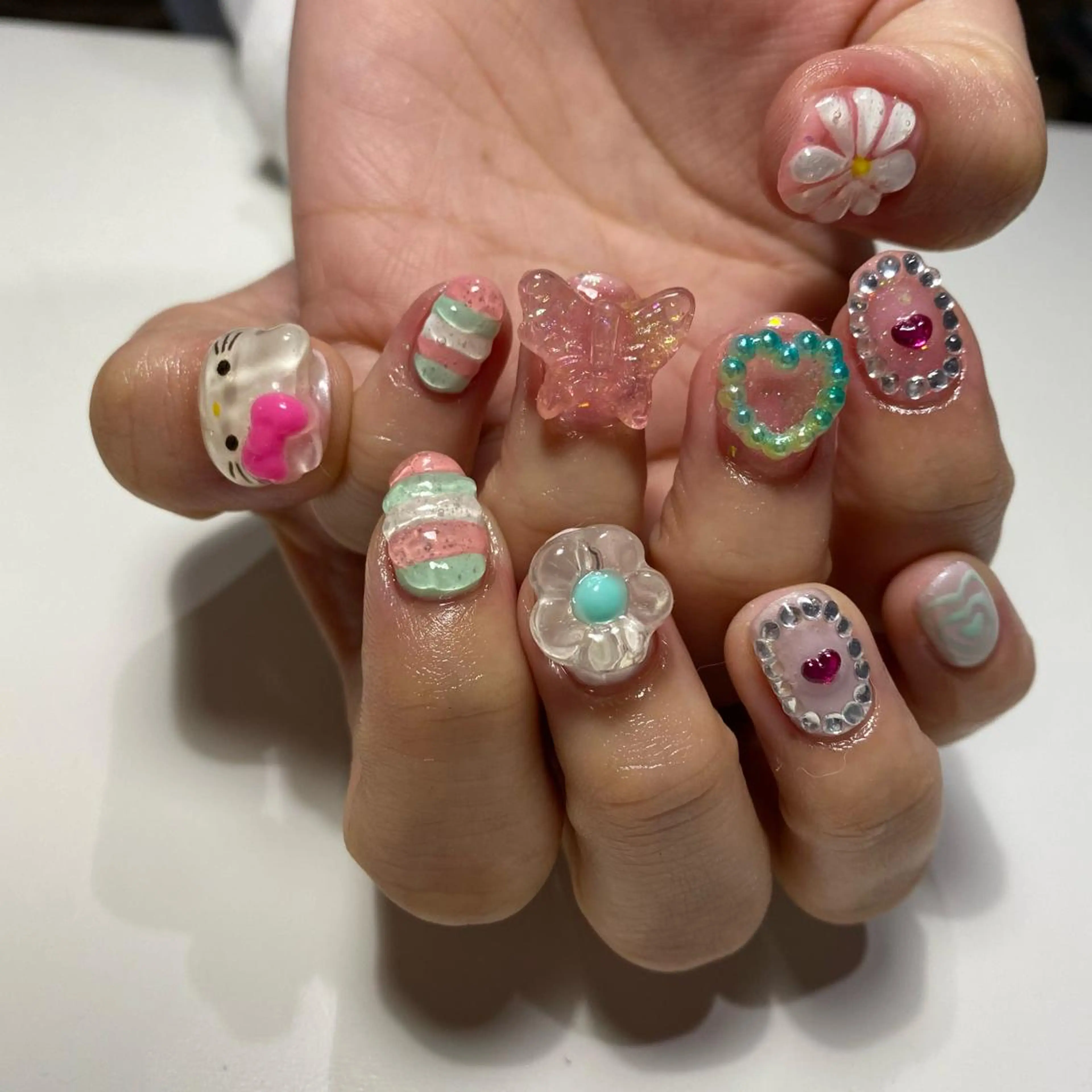 ネイル 氷ネイル・うるうるネイル 韓国ネイル Nail by Licorneのネイルデザイン