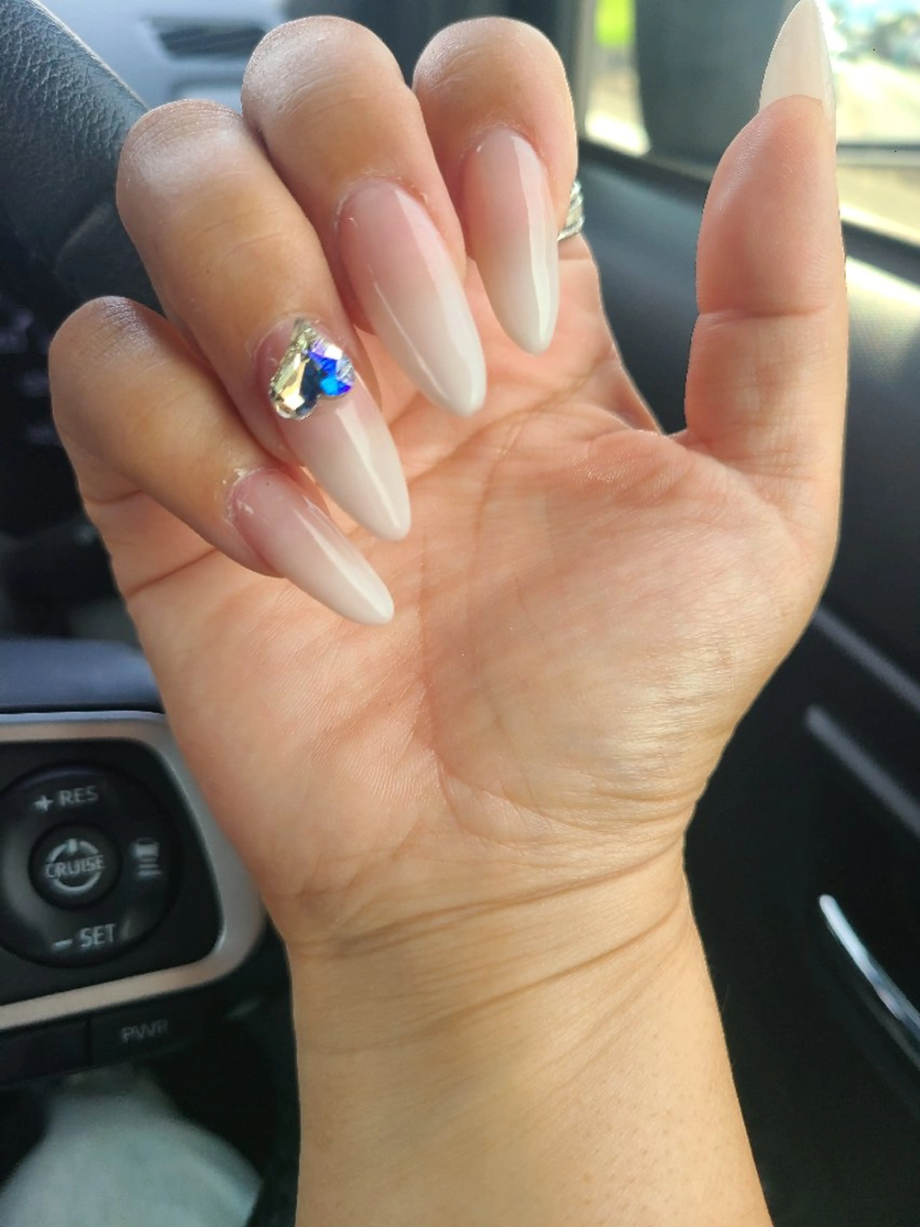 ネイル ハート シンプルネイル Nailroom3  古屋明美のネイルデザイン