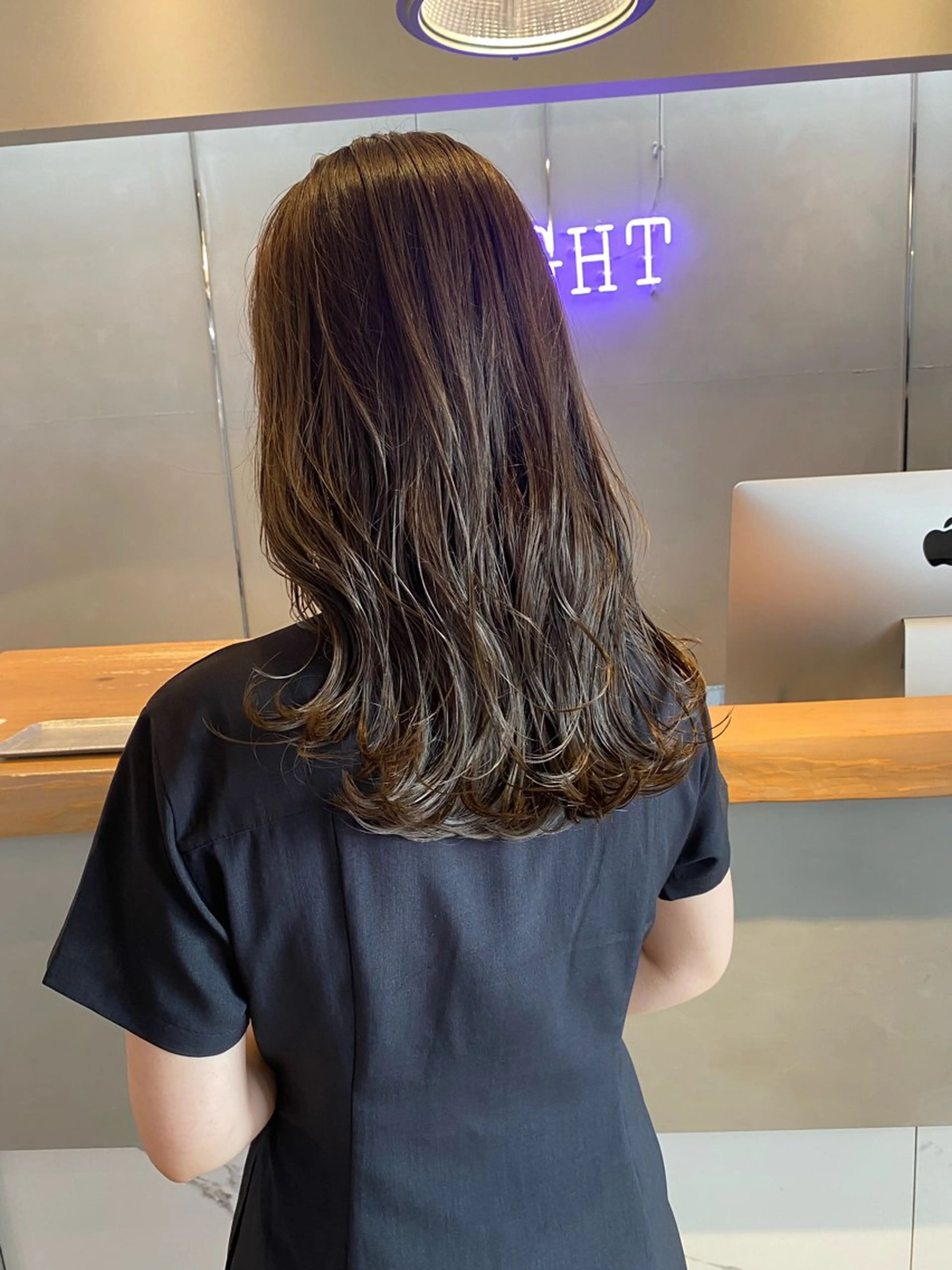 セミロング カラー カット ヘアカラー トリートメント 【博多ハイライトカラ ー】中島啓太のヘアスタイル