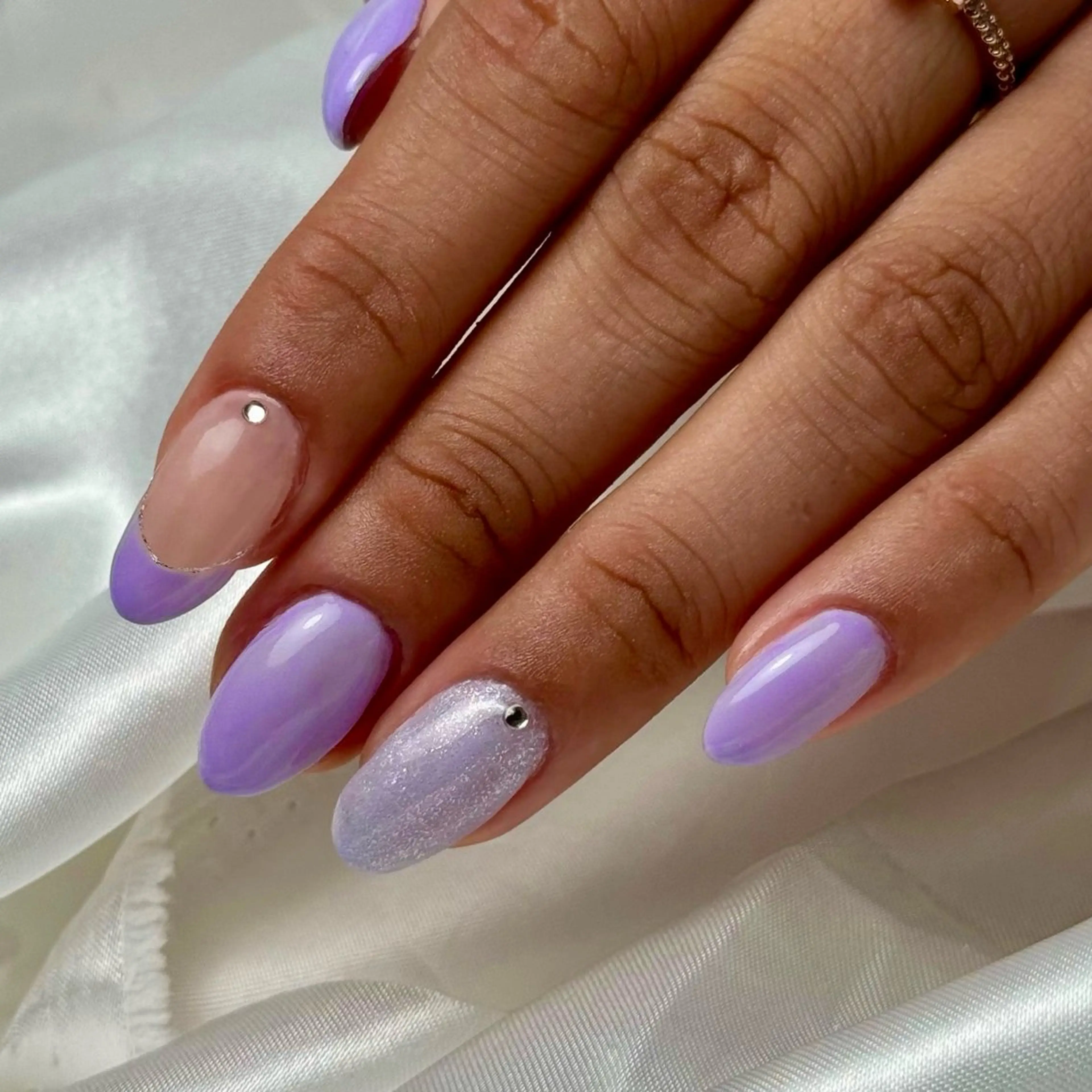 ネイル ハンドネイル 青木 みあの眉毛・アイブロウイメージ