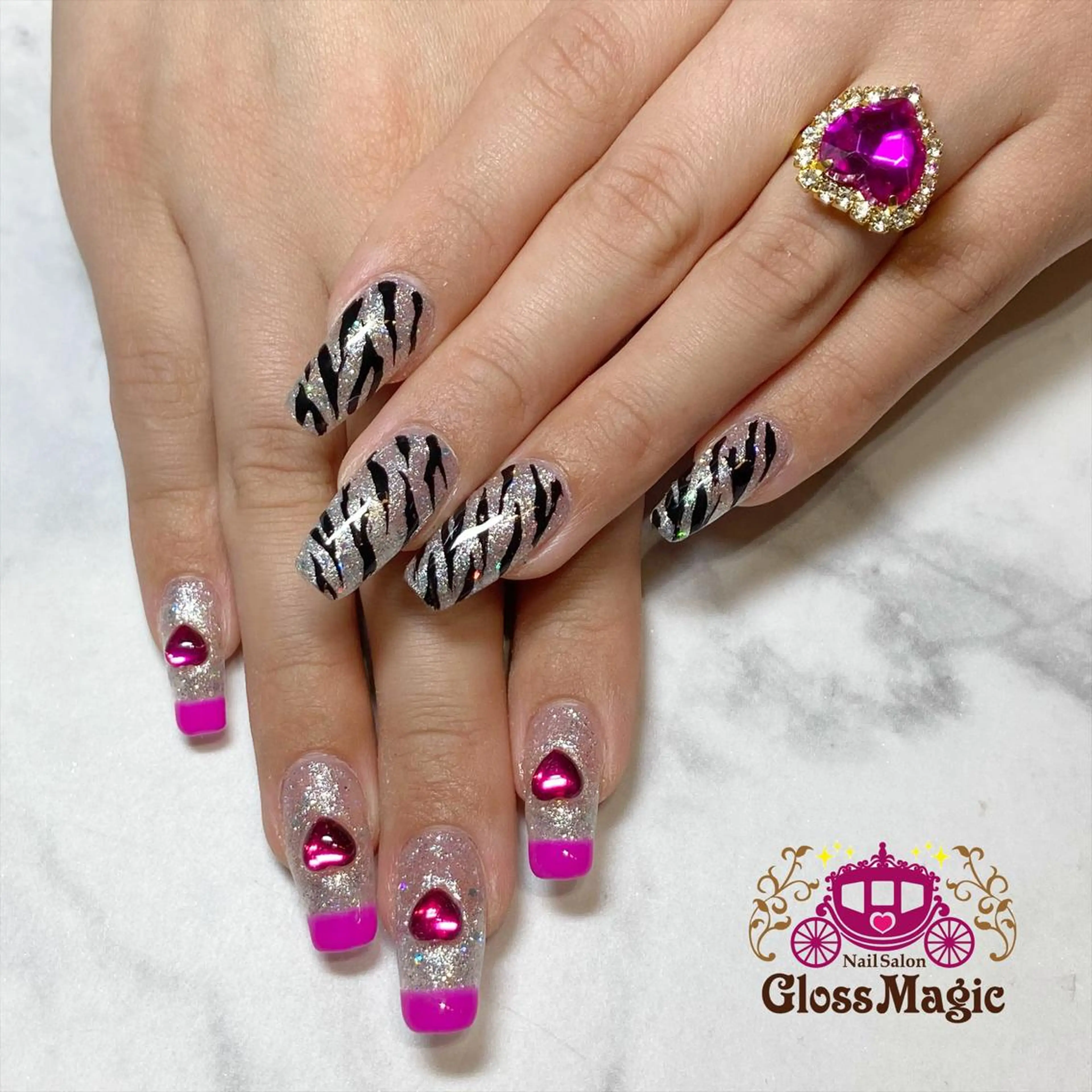 ネイル ハンドネイル YUN 💅のネイルデザイン