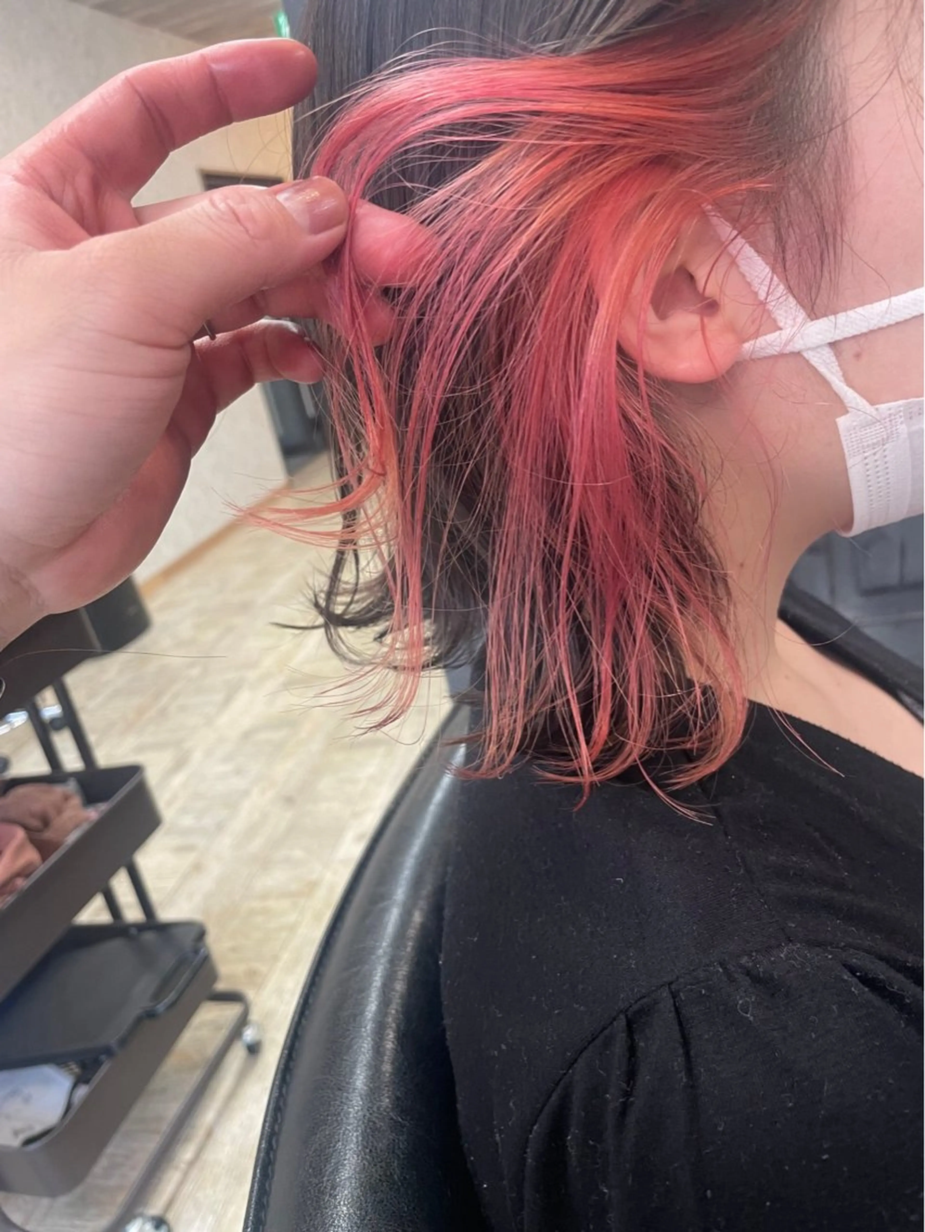 カラー 鈴木 春衣のヘアスタイル