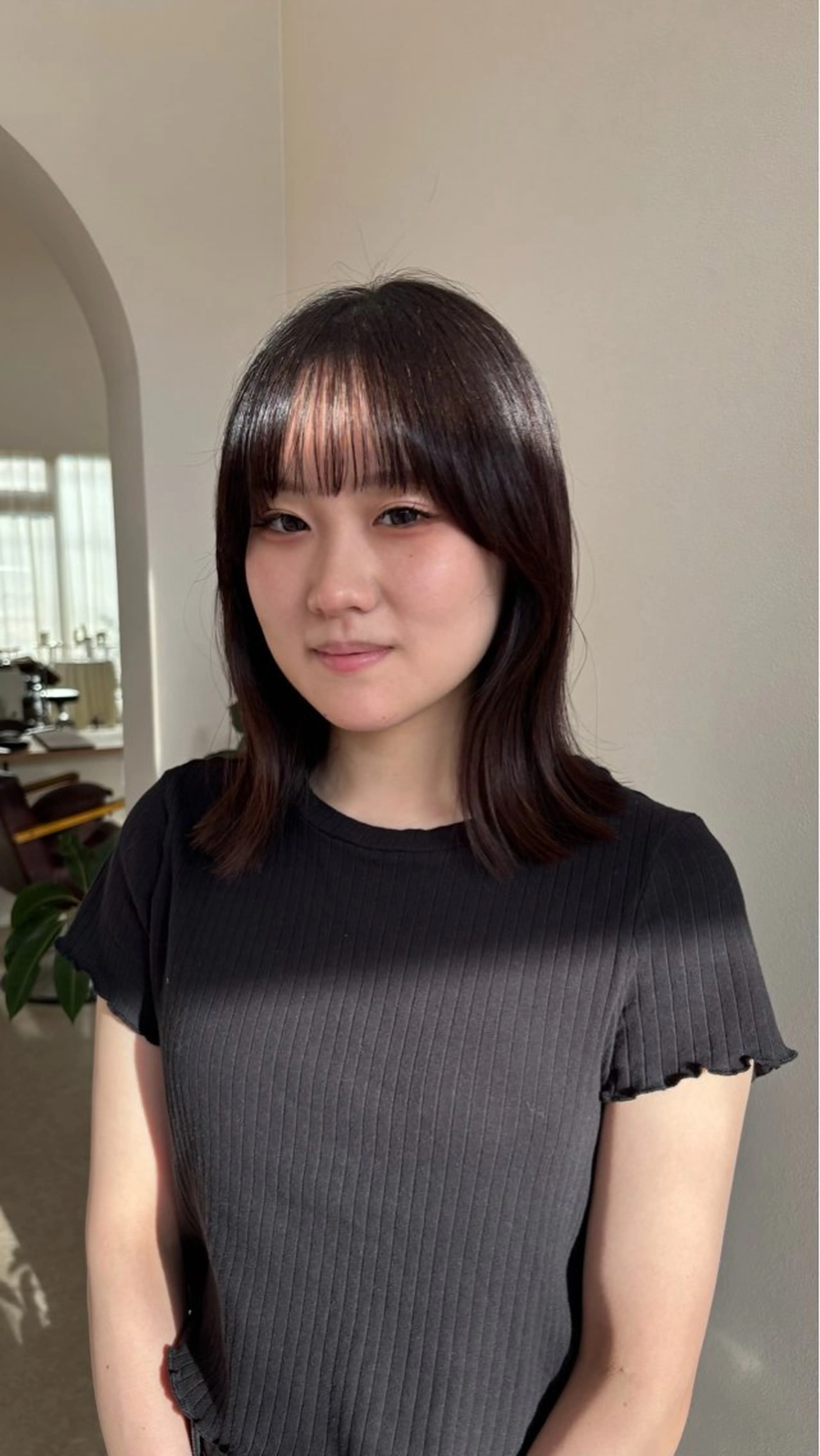 ミディアム カット 能勢 莉里花のヘアスタイル