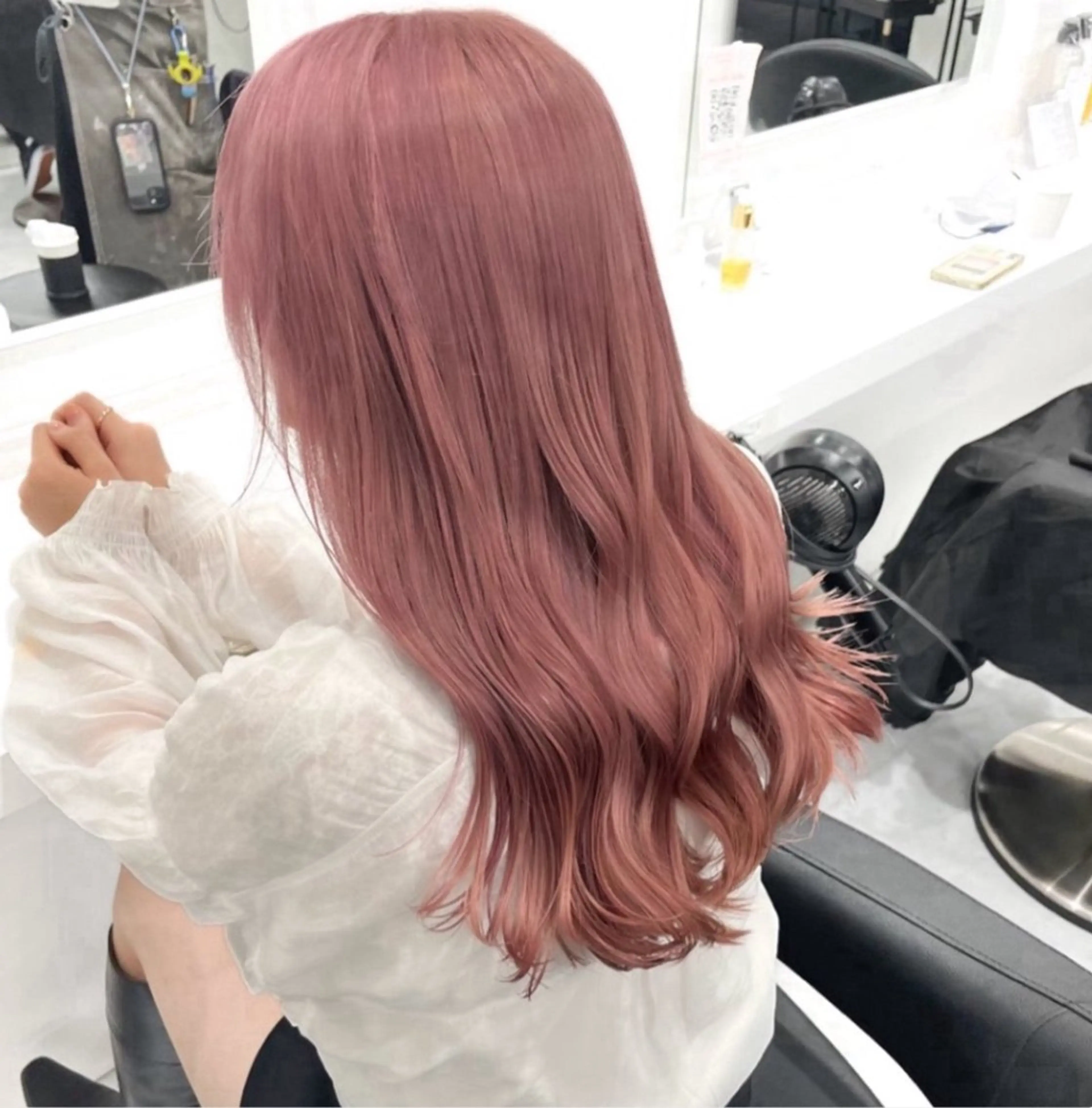 ロング カラー 🫧うる艶トレンド 🫧透明感カラーのヘアスタイル