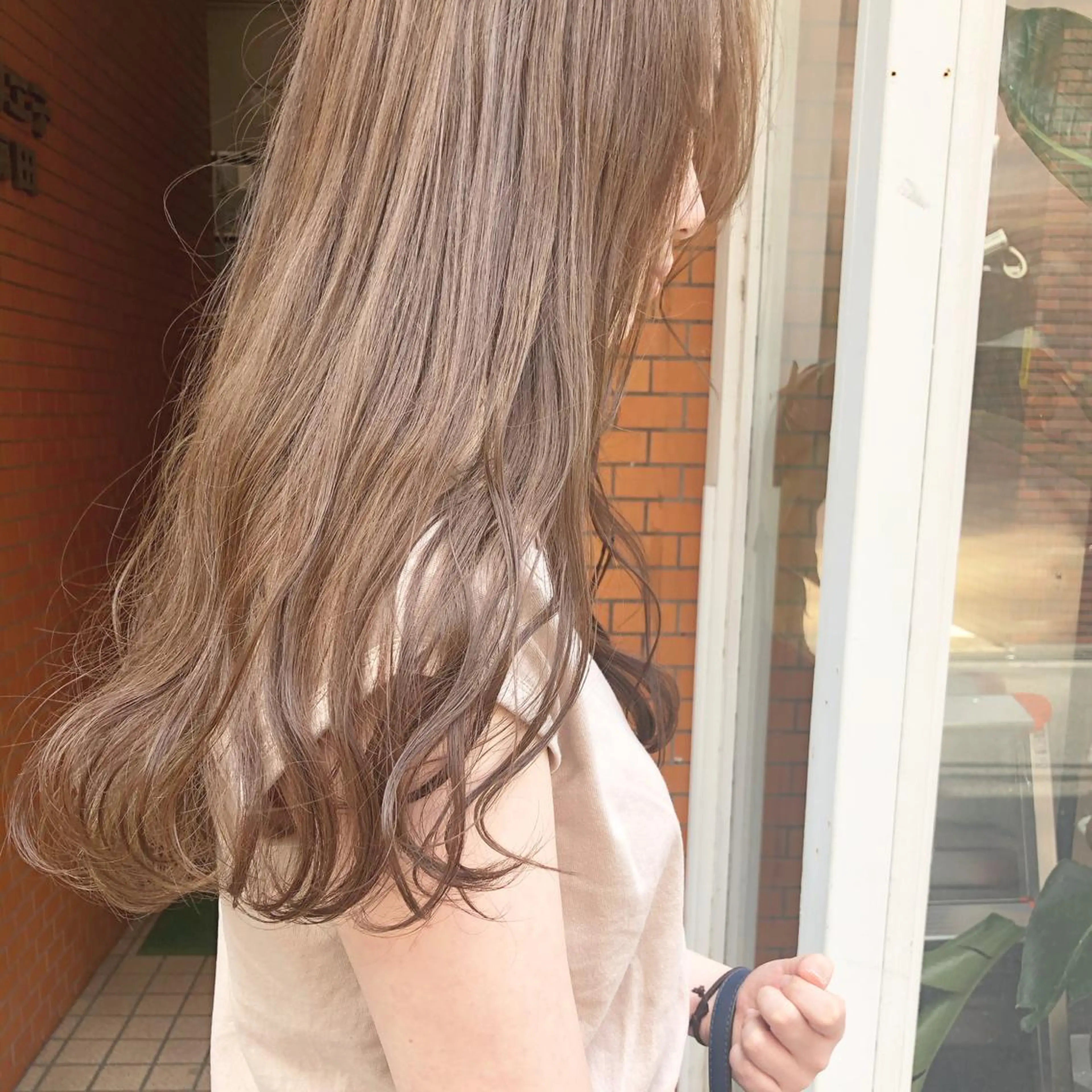 セミロング カラー パーマ ヘアアレンジ メンズ キッズ ネイル マツエク・マツパ カット ヘアカラー トリートメント ヘアセット 艶髪育成サロン 京橋　shinのヘアスタイル