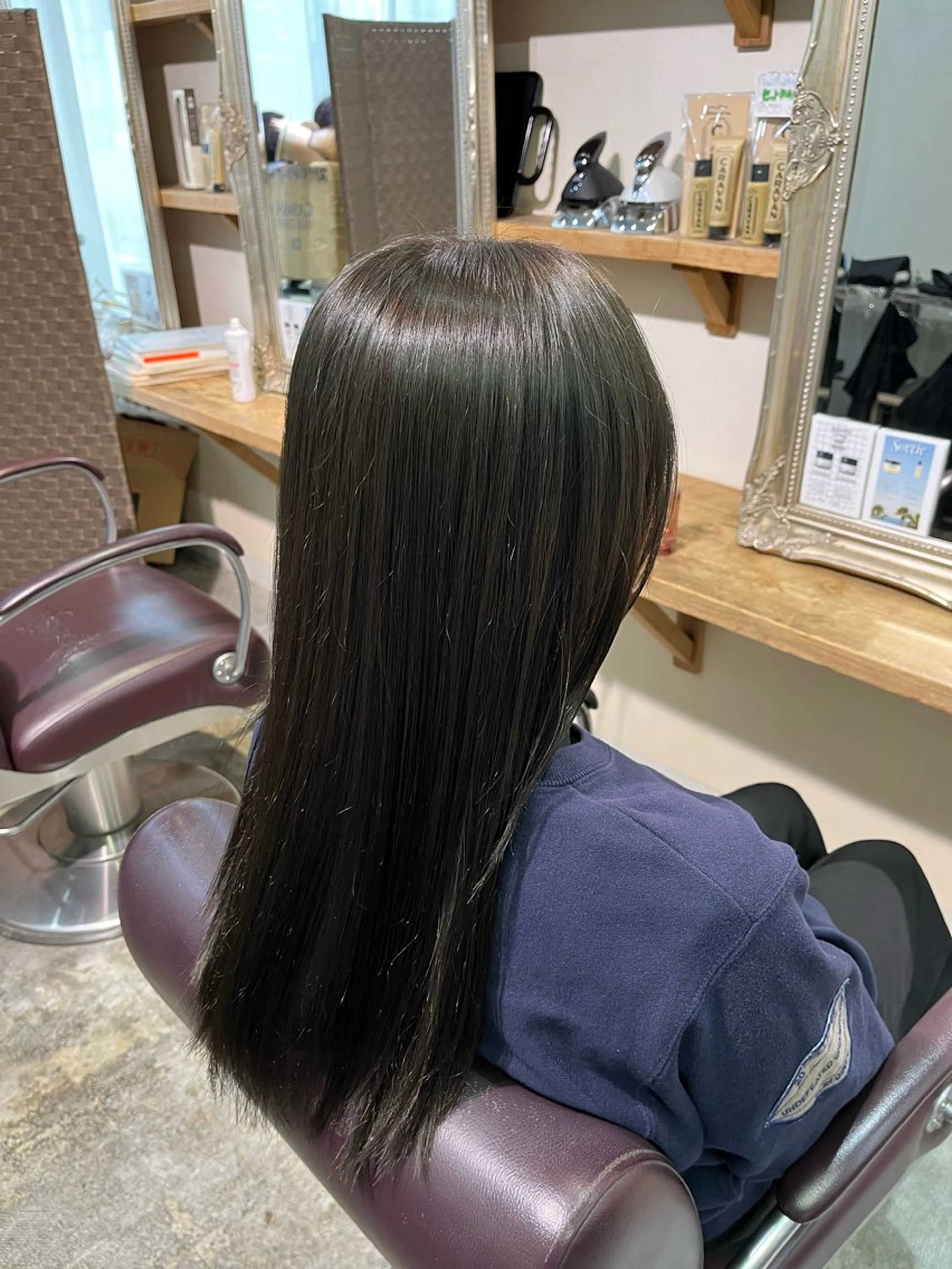 ロング カラー ヘアカラー トリートメント フェザーパーマ🌙 毛流れ yuzukiのヘアスタイル