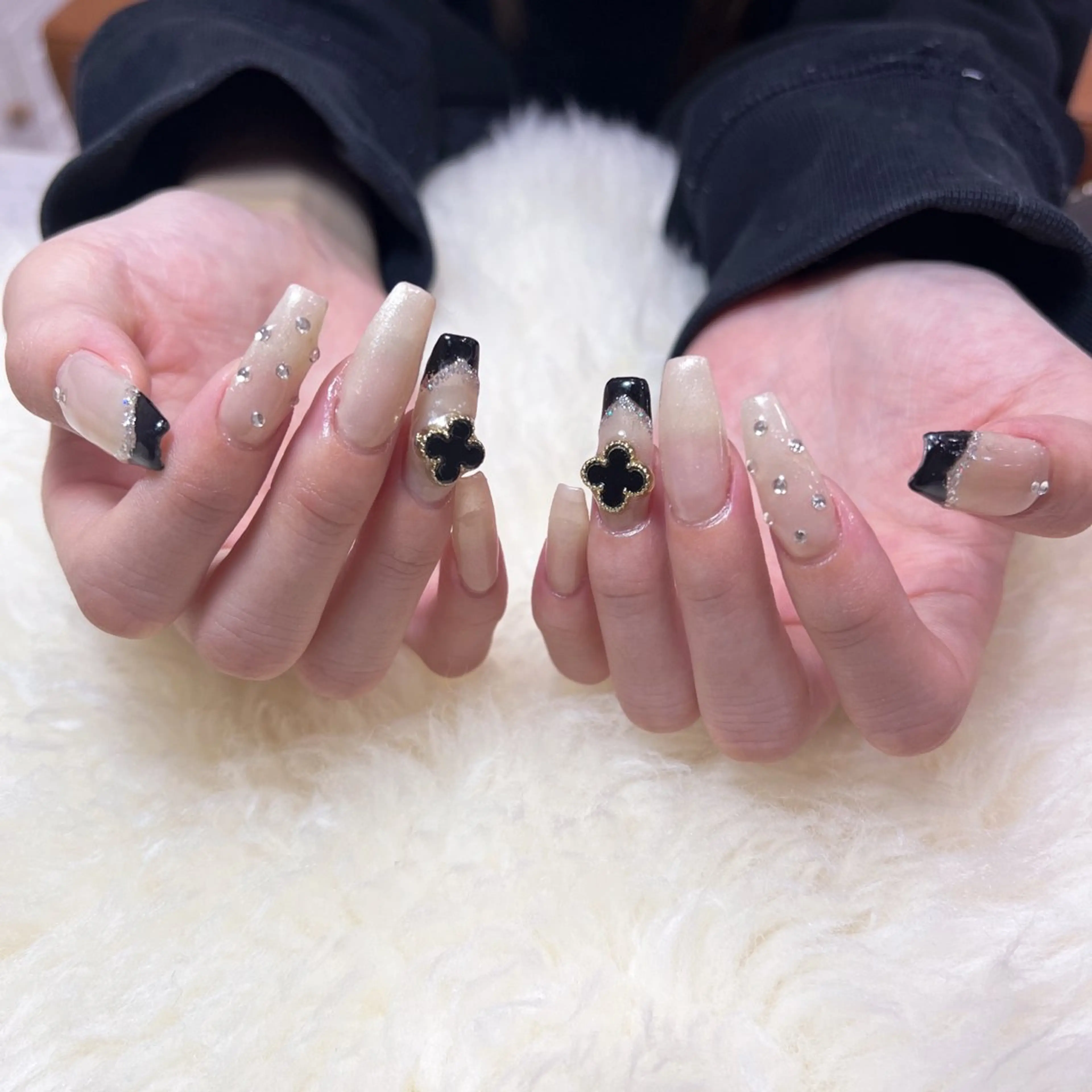 ネイル ハンドネイル M2beauty Renaのネイルデザイン