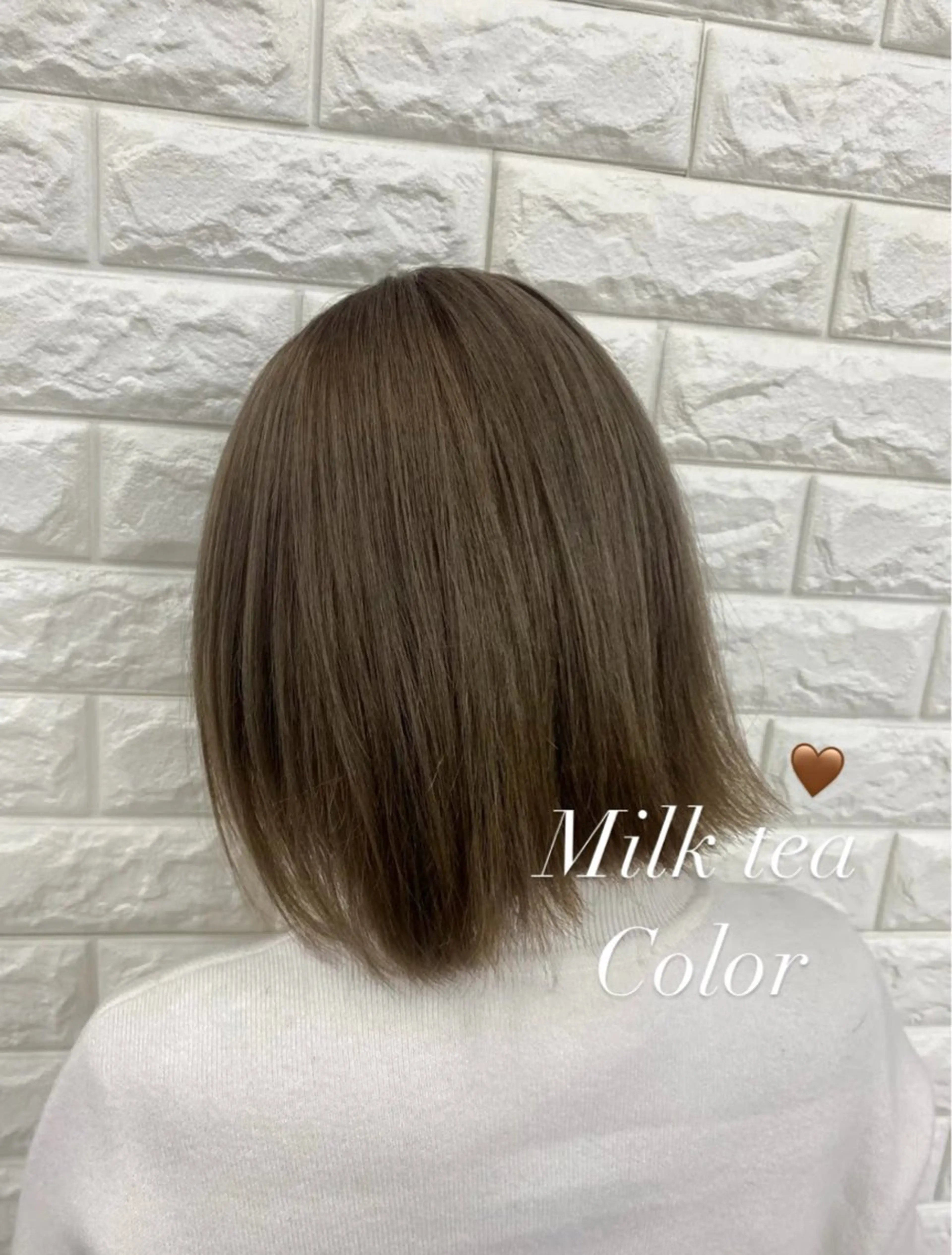 ミディアム カラー ブリーチ カット ヘアカラー トリートメント 石津 優菜のヘアスタイル