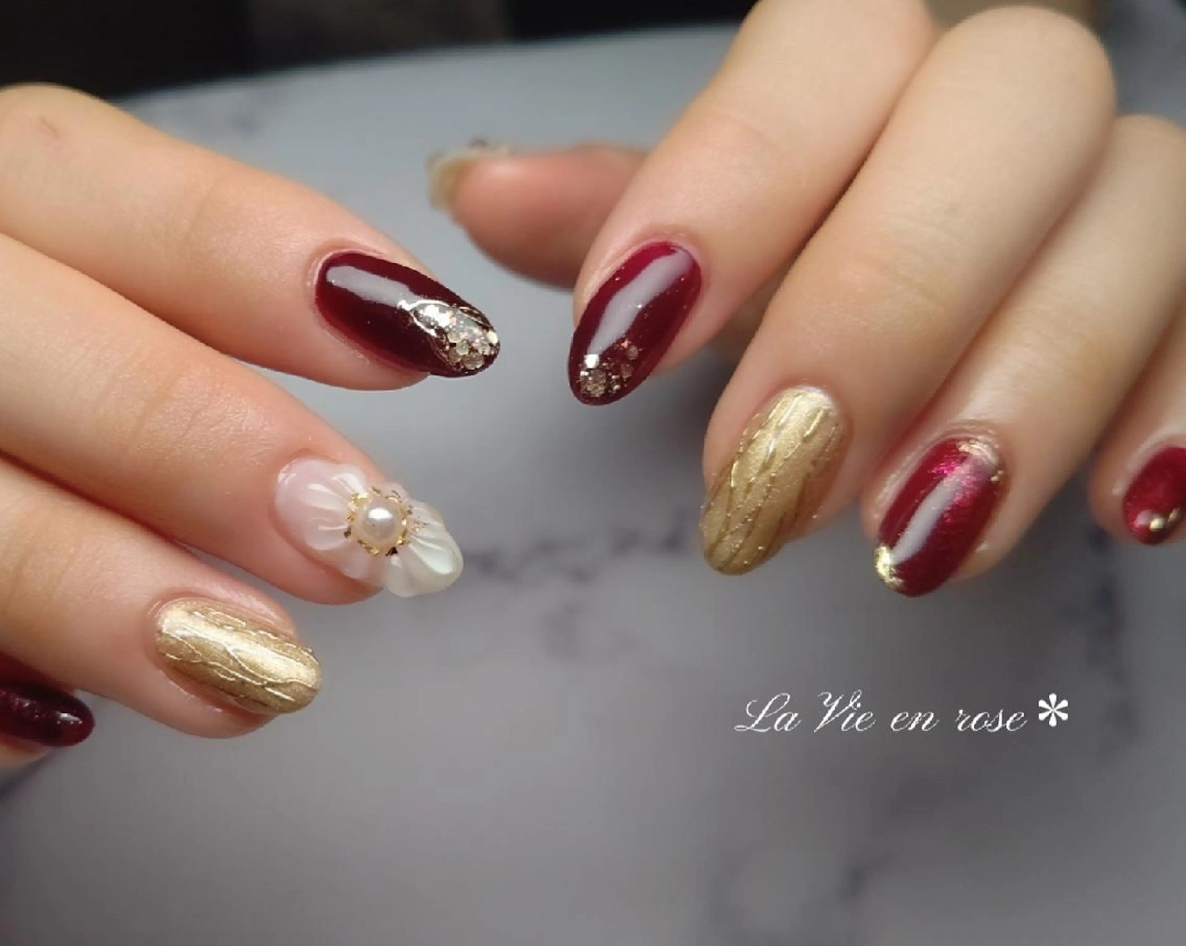 ネイル 成人式 ラヴィアン ローズのネイルデザイン