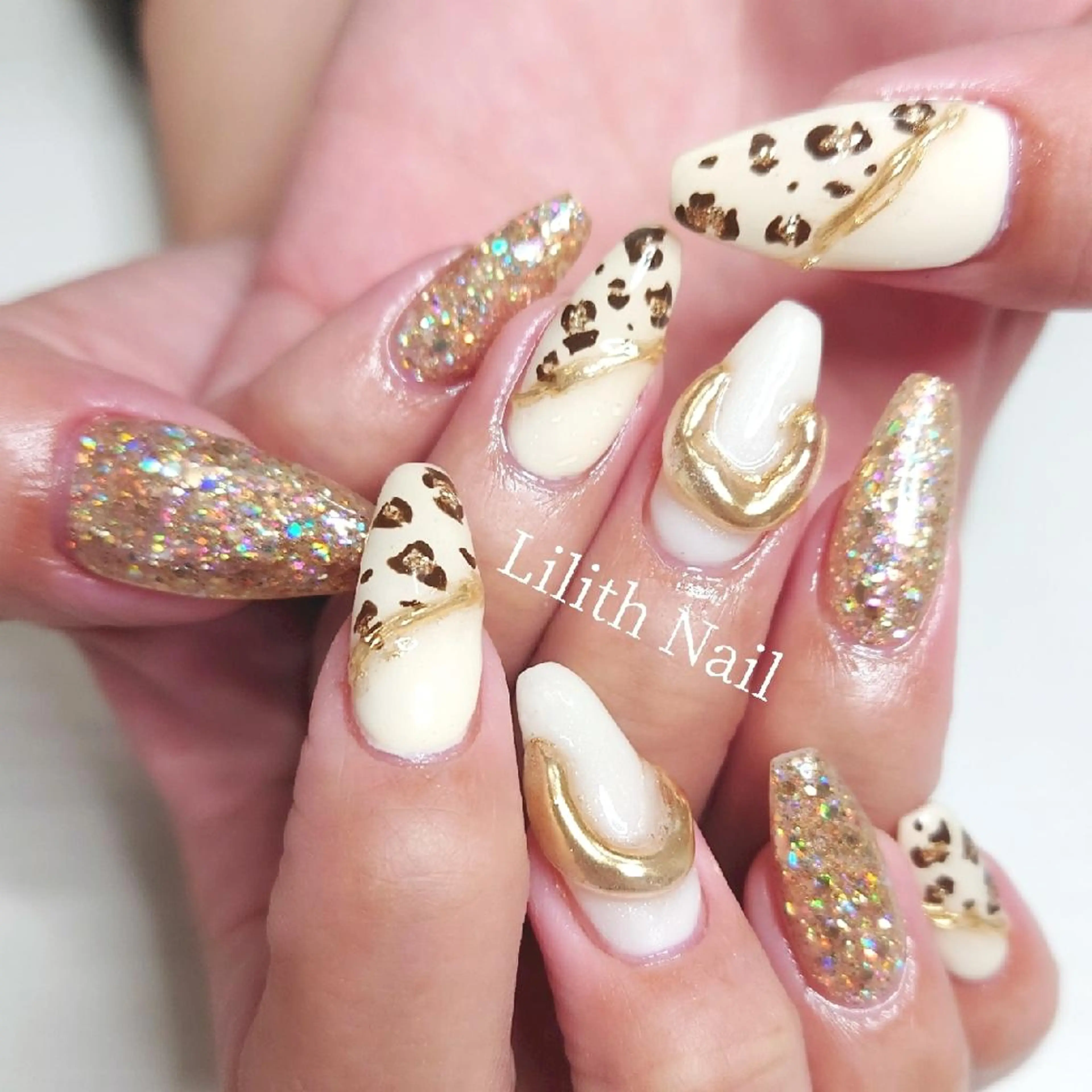 ネイル アニマル柄 Lilith Nailのネイルデザイン
