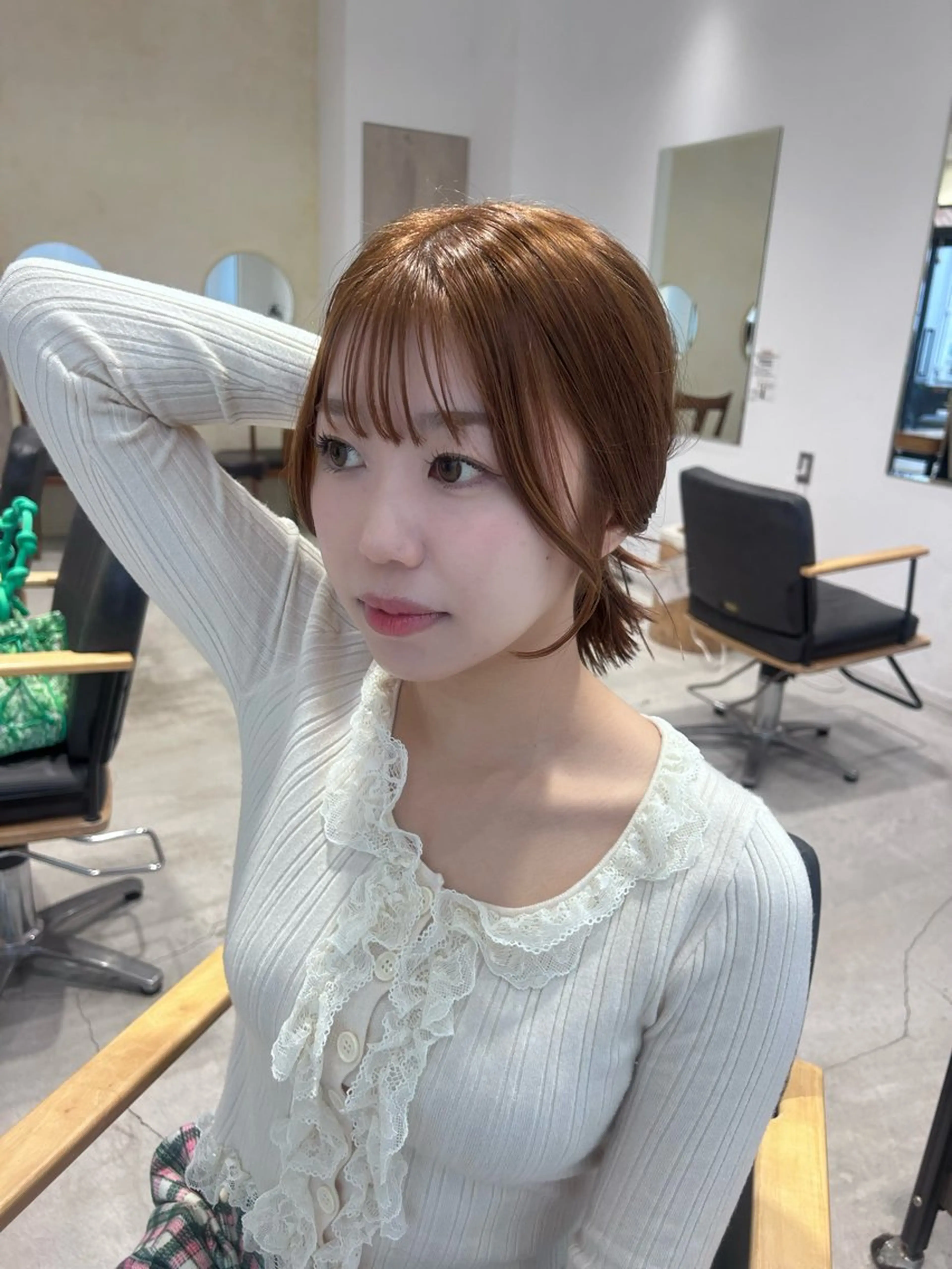 ミディアム カット 顔周りレイヤー 🎀マリノのヘアスタイル