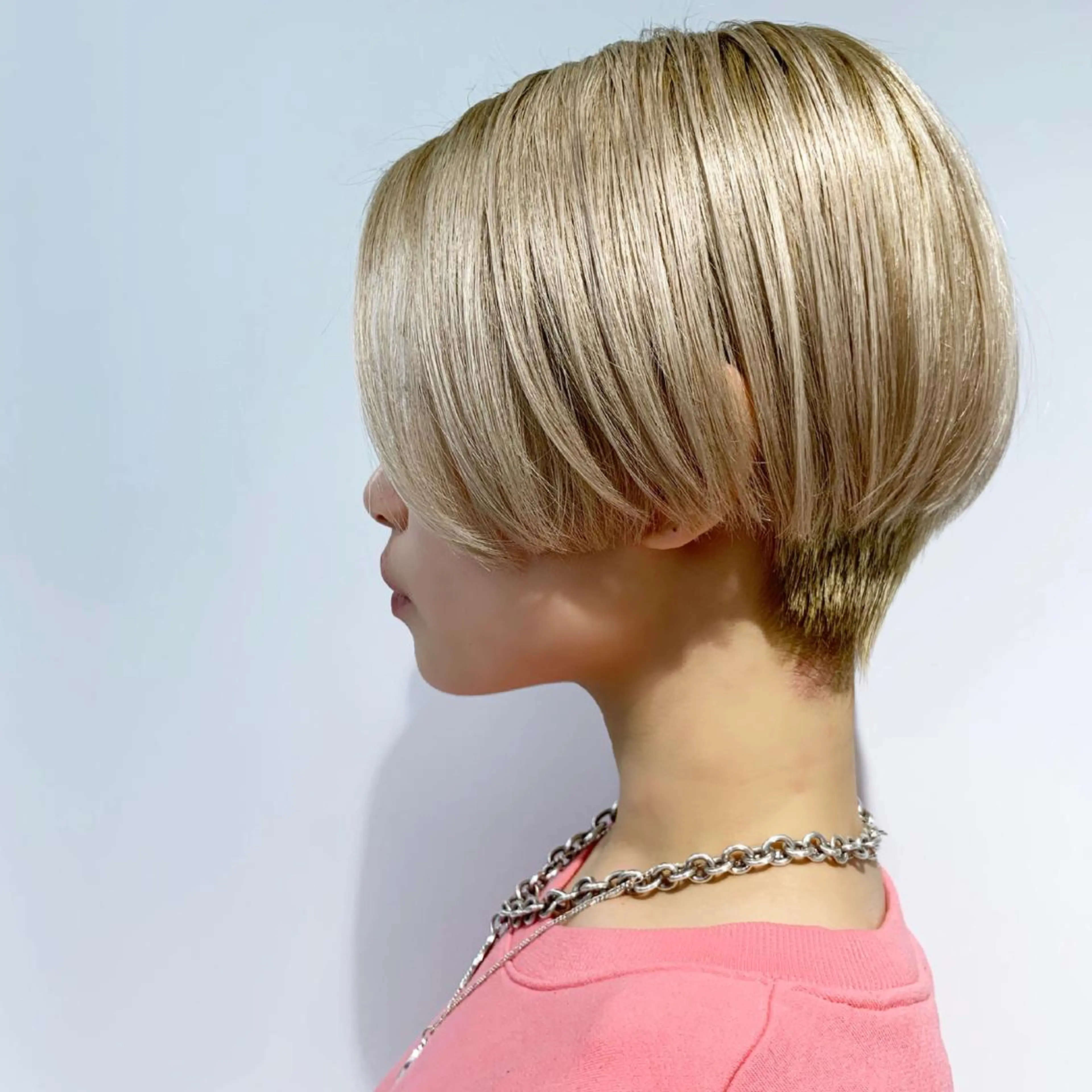 ショート カラー 橋口 晃典のヘアスタイル