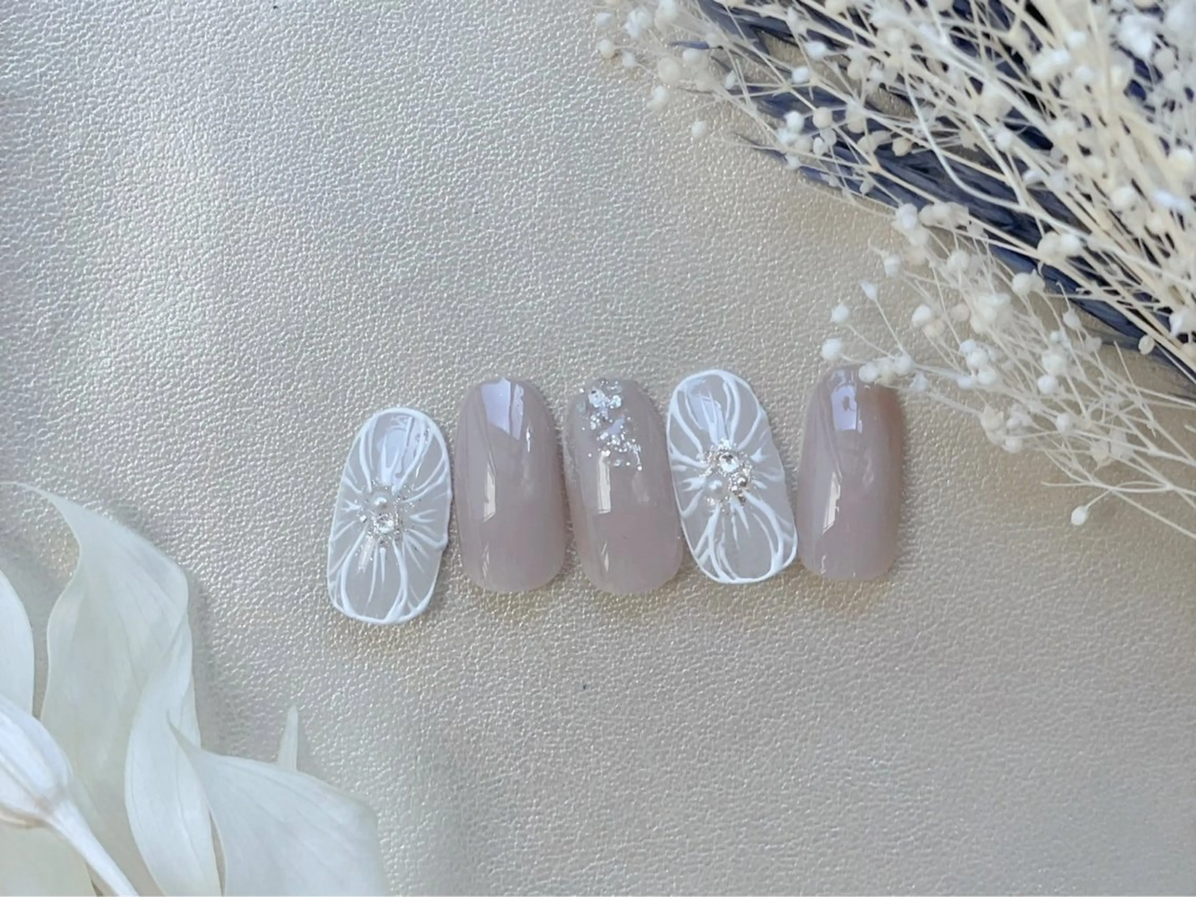 ネイル ブライダルネイル kikinail 溝の口のネイルデザイン