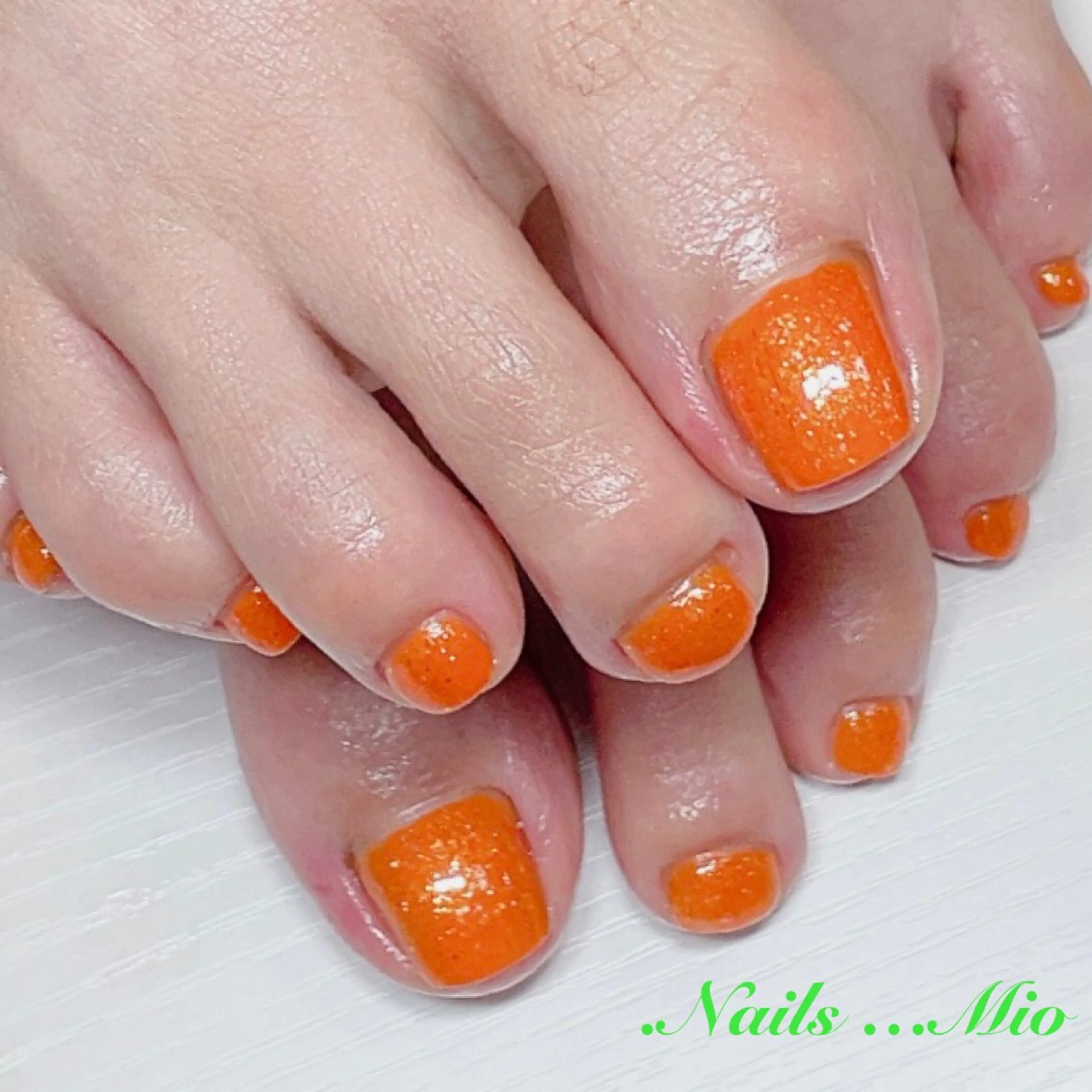 ネイル フットネイル ワンカラーネイル フットネイル .Nails Mio 赤羽西ネイルサロンのネイルデザイン