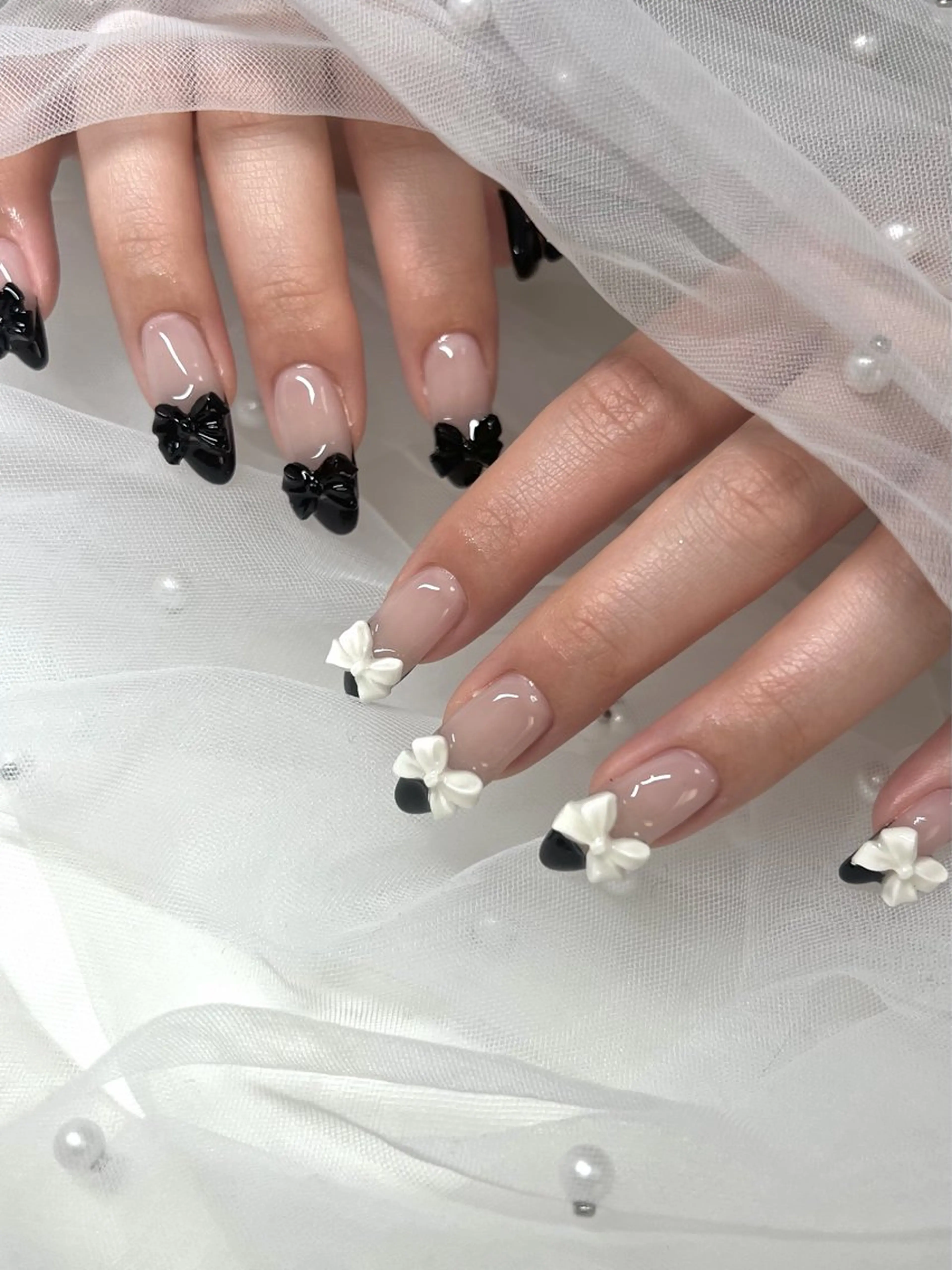 ネイル フレンチネイル リボン ハンドネイル 川端 京香のネイルデザイン