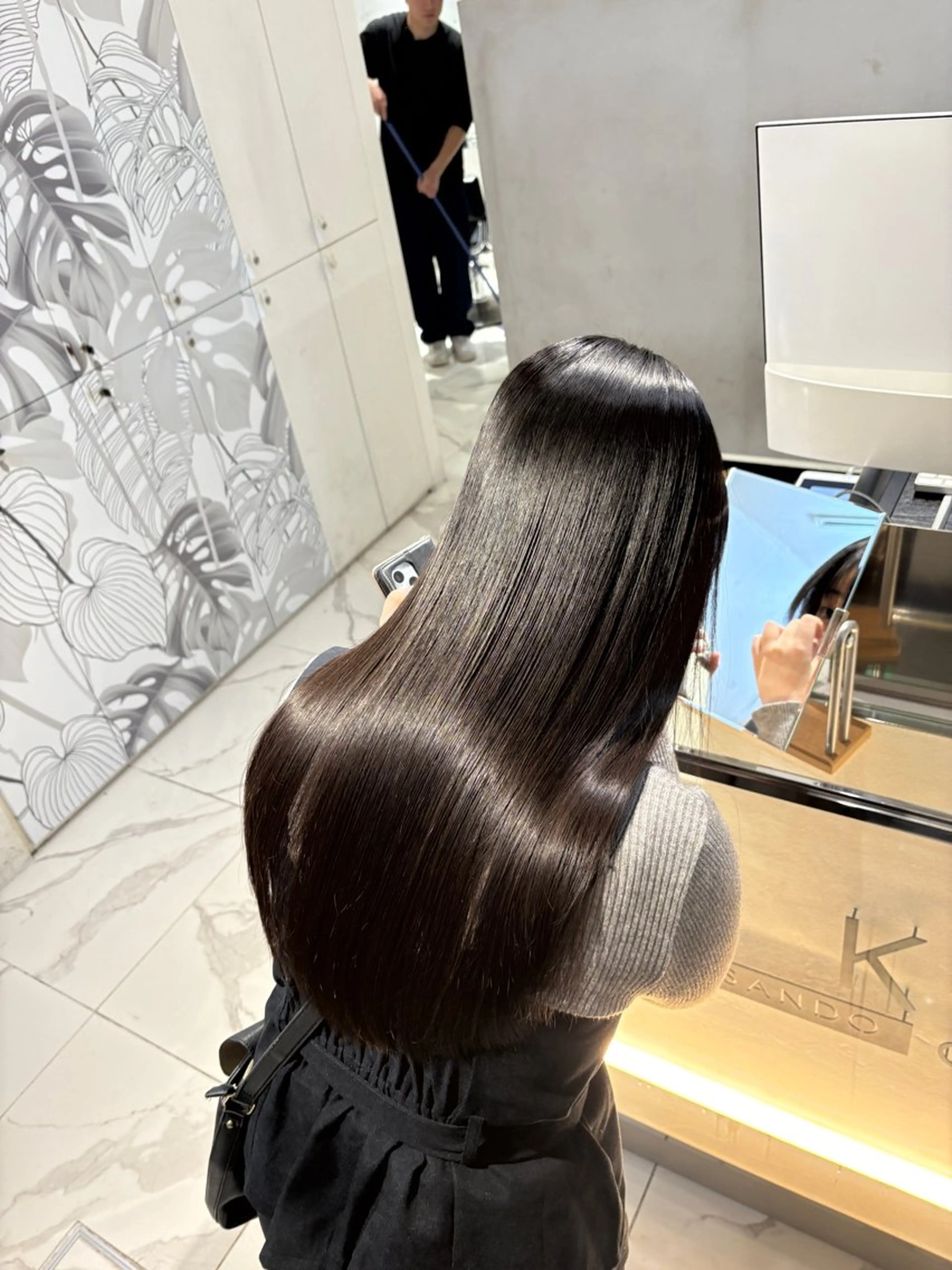 ロング カット ヘアカラー 縮毛矯正 トリートメント 🌫️縮毛矯正/髪質 改善/ゆずる🌫️のヘアスタイル