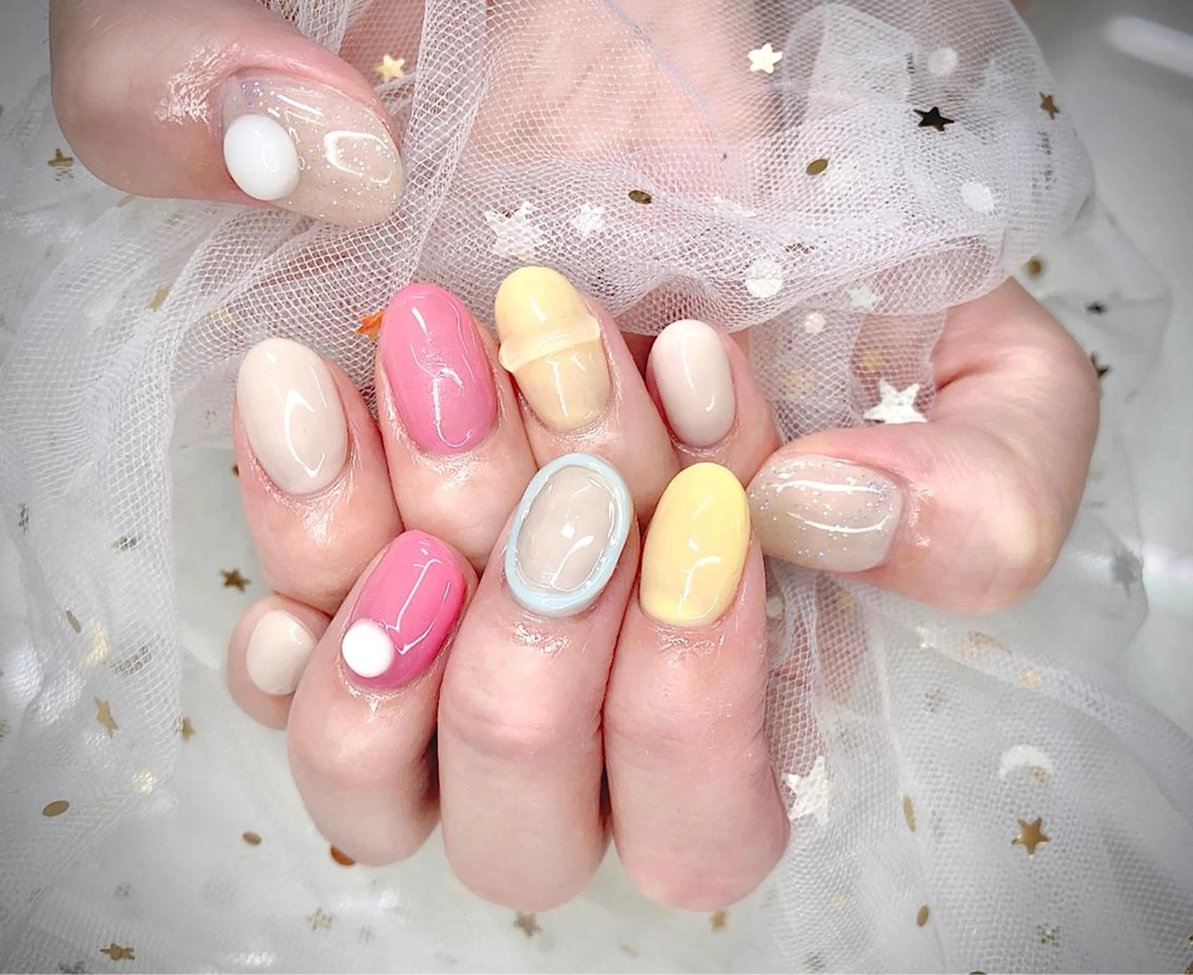 ネイル I-nailロング /ワンホン/キラキラのネイルデザイン