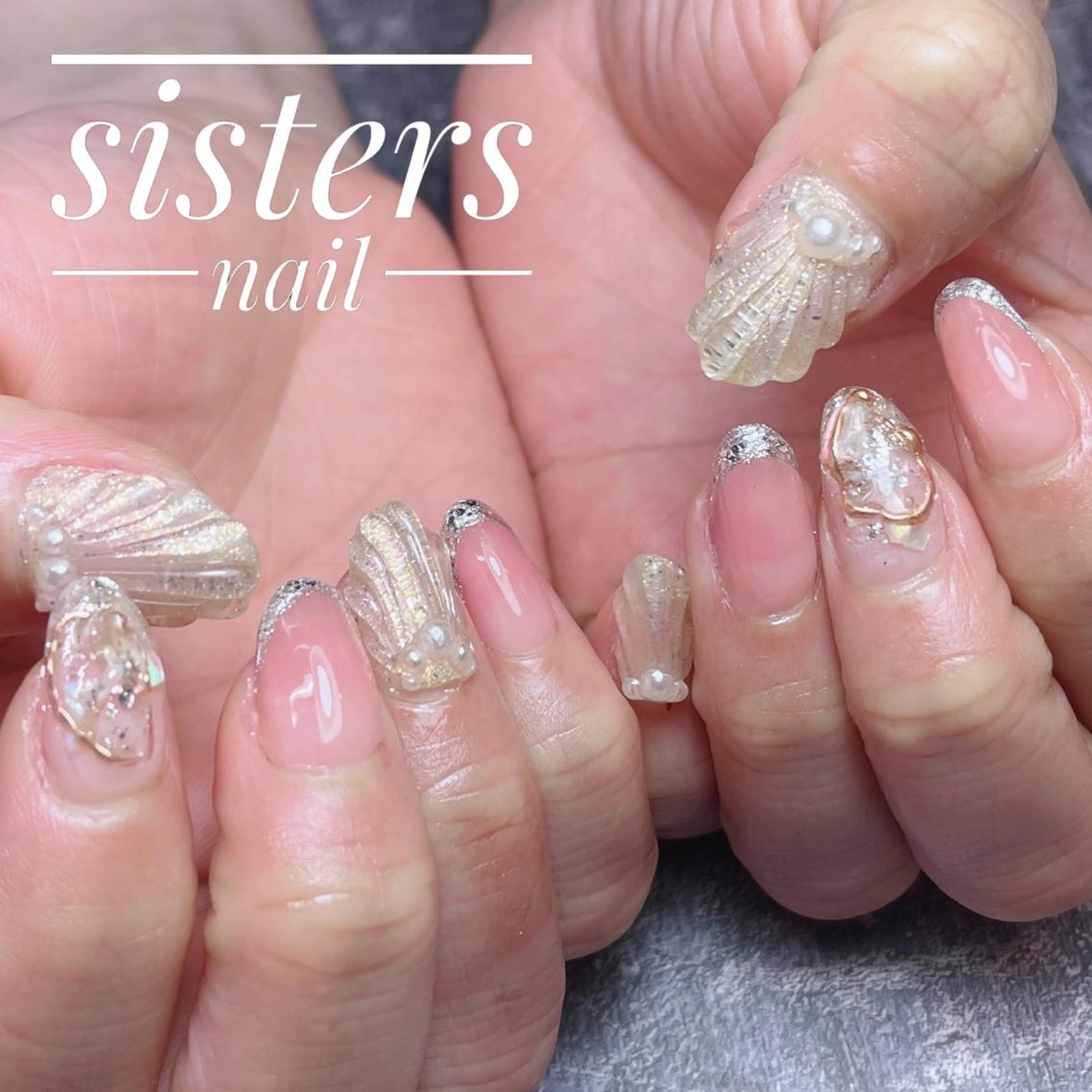 ネイル アートネイル フレンチネイル ガラスフレンチ キラキラネイル 夏ネイル ハンドネイル ハンドケア sisters nail.fのネイルデザイン